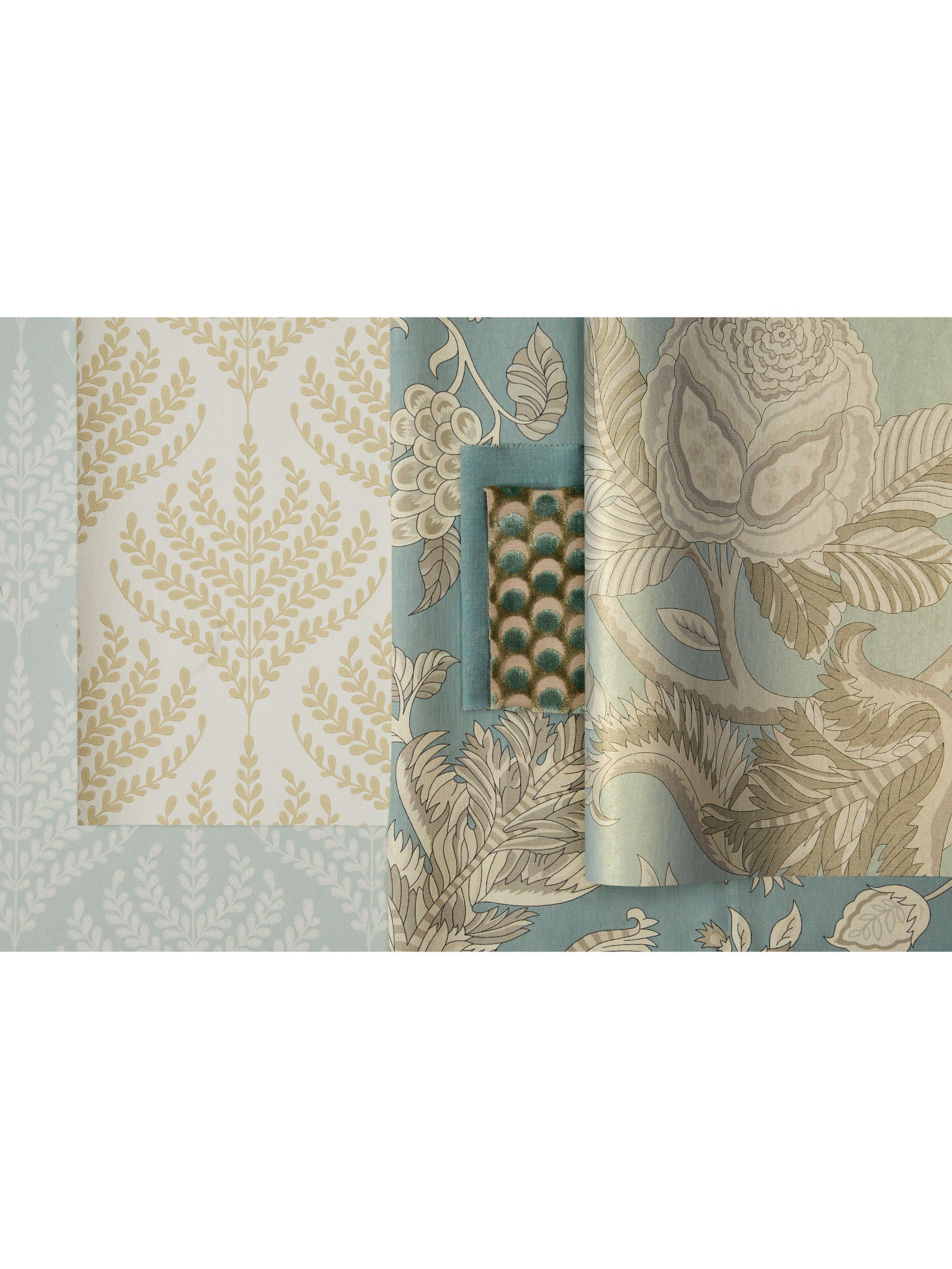 Liberty London Paisley Fern floral wallpaper - British product