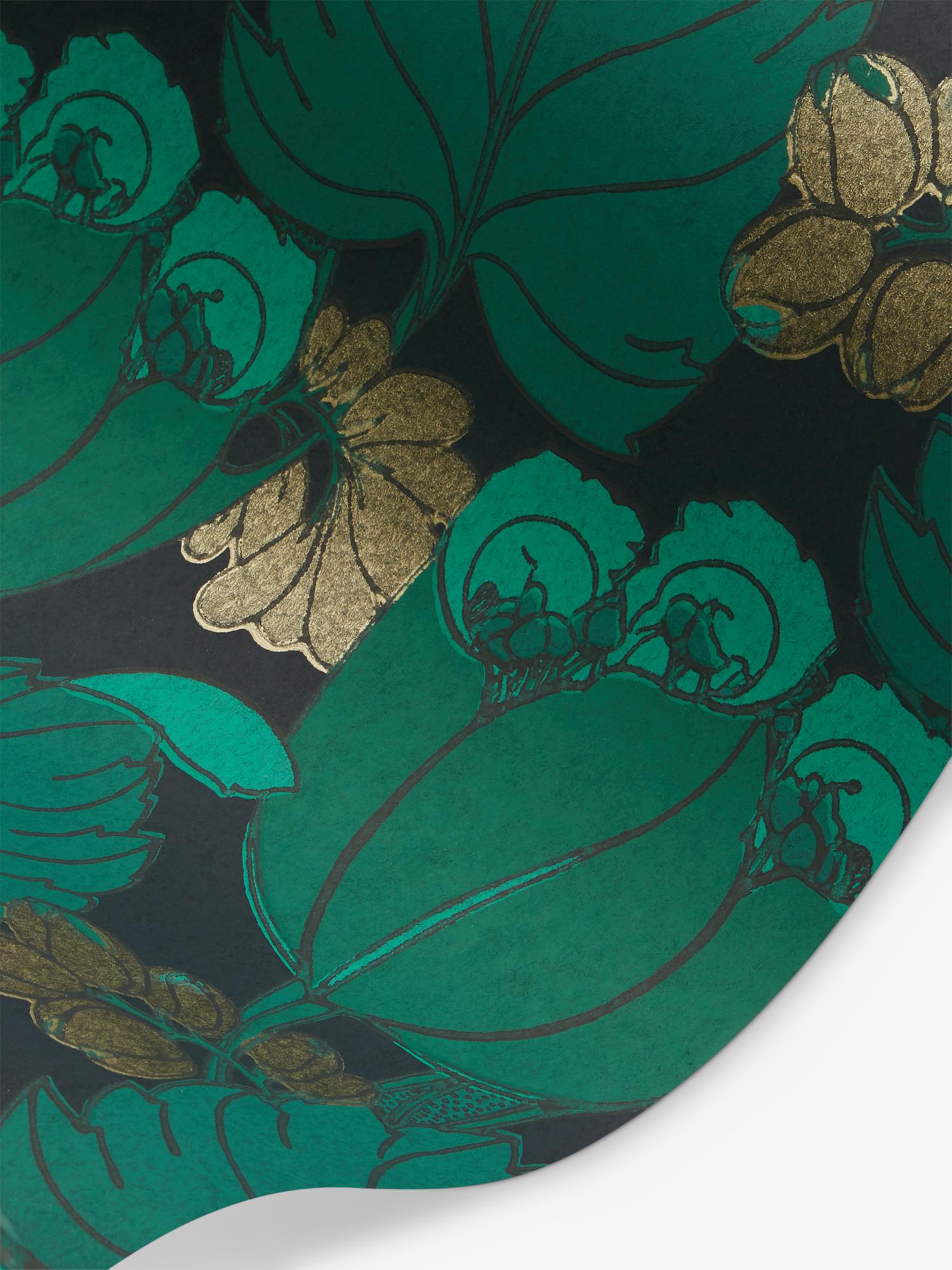 Liberty London Regency Tulip wallpaper - British product