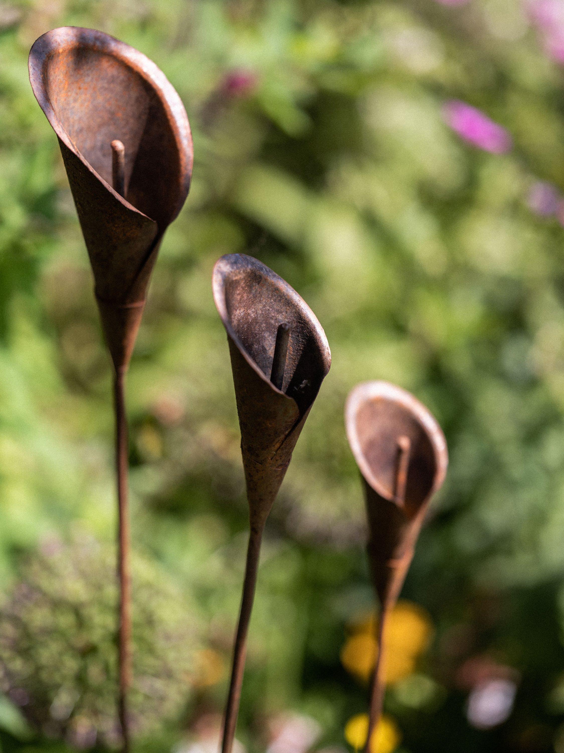 Wilstone decorative lily metal plant supports set of three, UK version