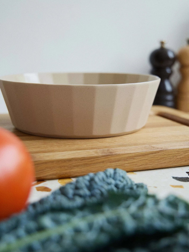 The Conran Shop Shapes Porcelain serve bowl 19cm Oatmeal - British product