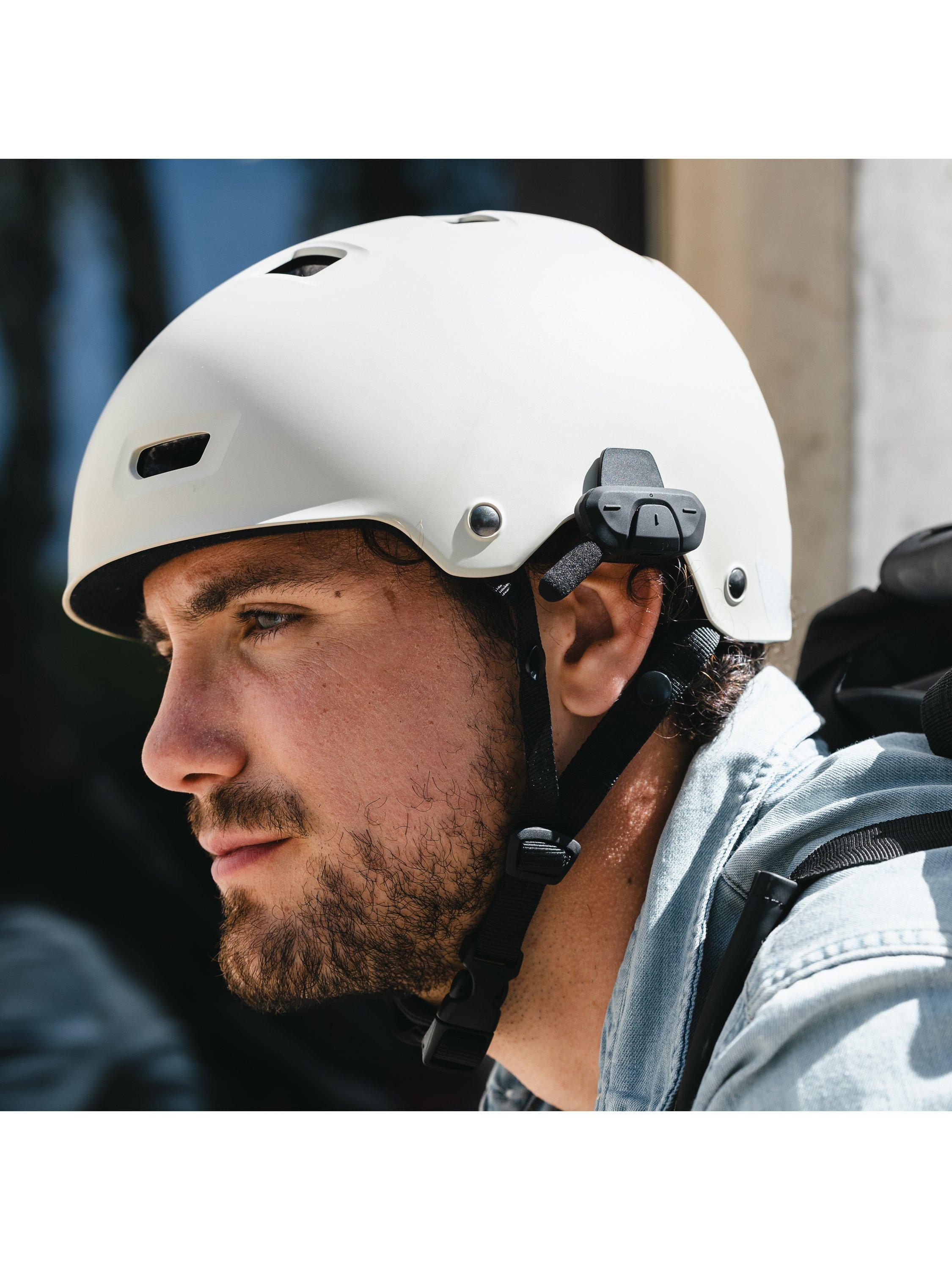 Supertooth Roamee wireless bike headphones black UK version