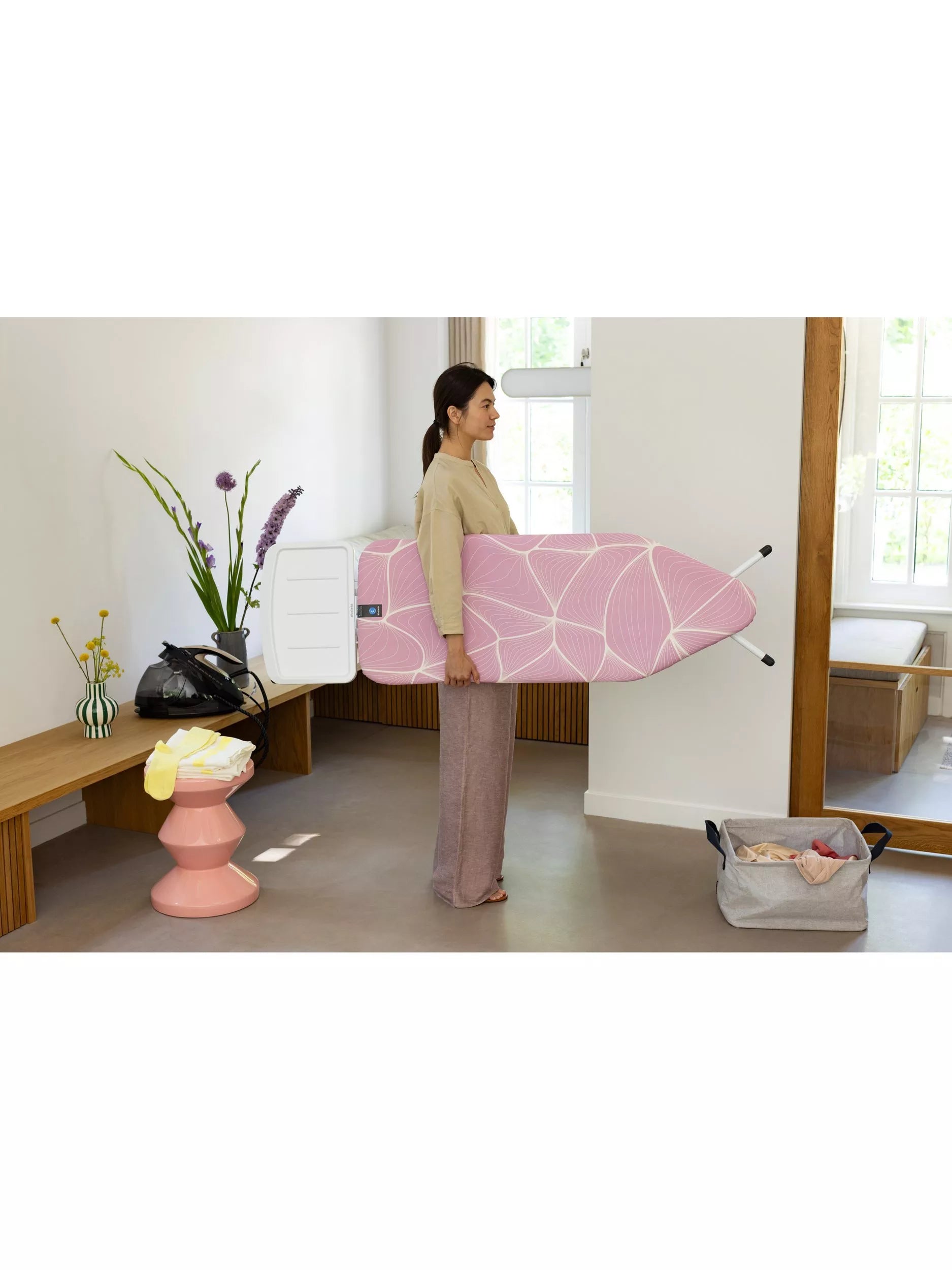 Brabantia Ironing Board C Lilac Waves 124x45cm, imported from the UK