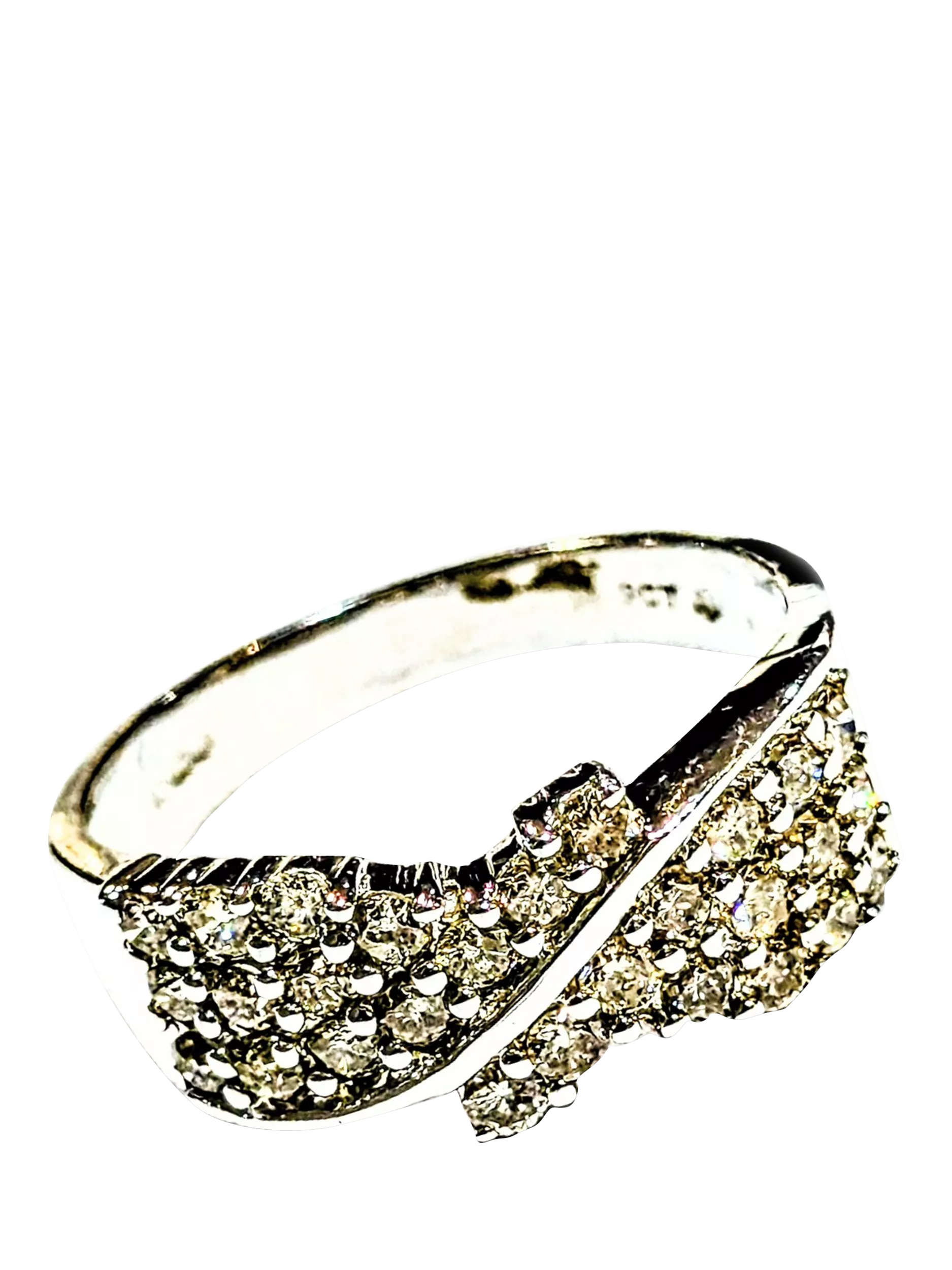L & T Heirlooms white gold diamond ring, imported from the UK