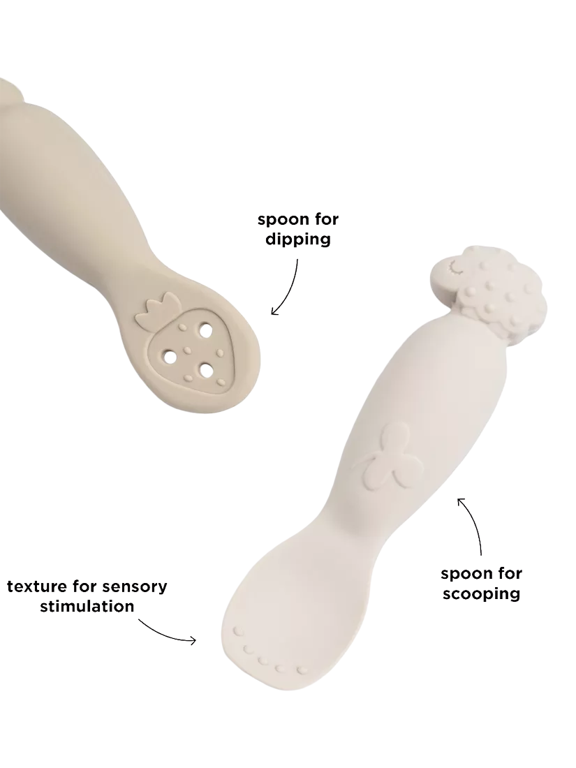 Done by Deer learning spoon set Sand (British brand)