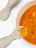 Done by Deer learning spoon set Sand (British brand)