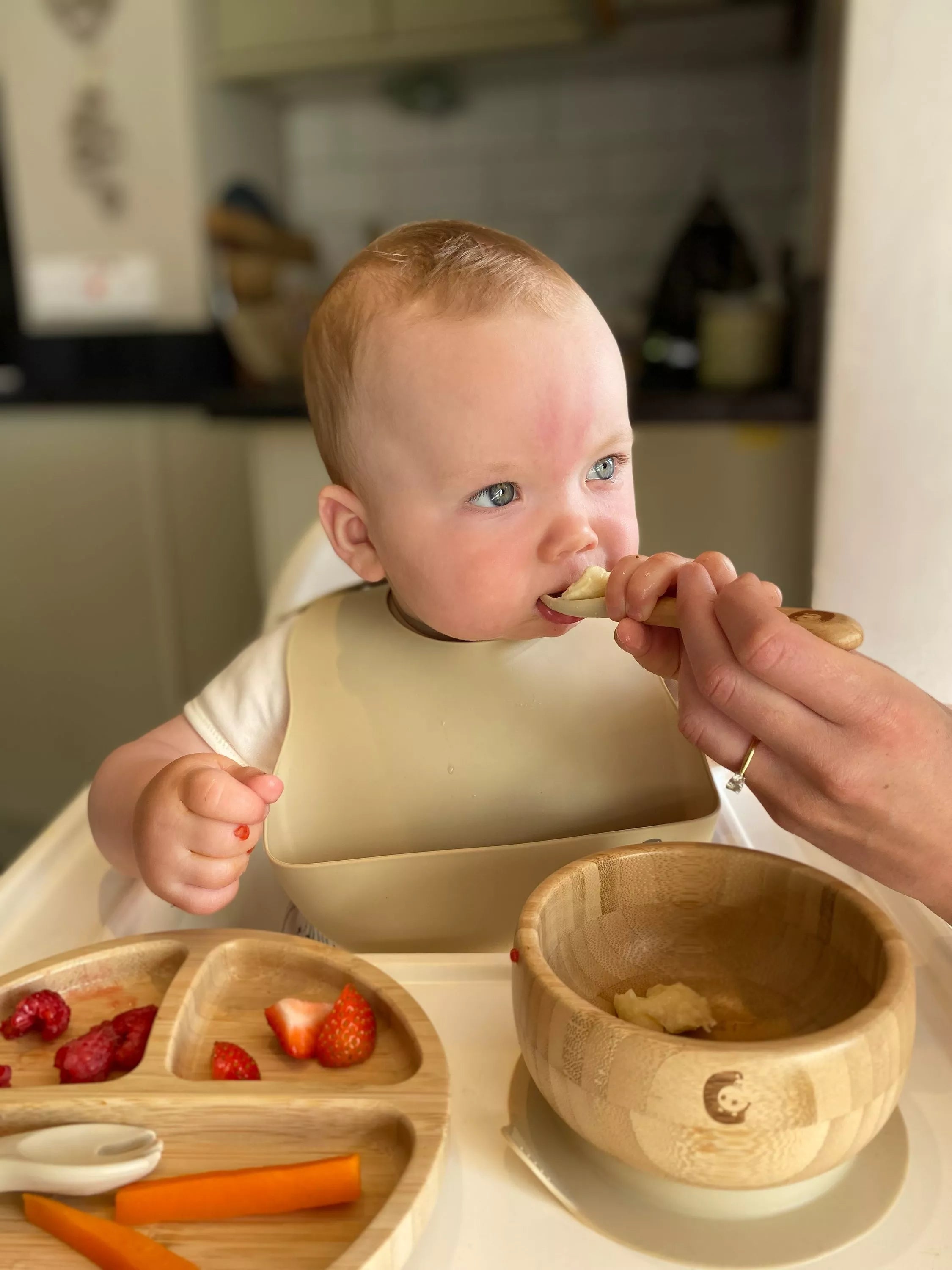 Cheeky Chompers weaning set sand 6-piece, UK version