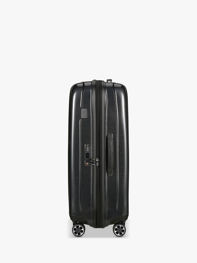 Samsonite Nexis 76cm expandable suitcase 116L - British product