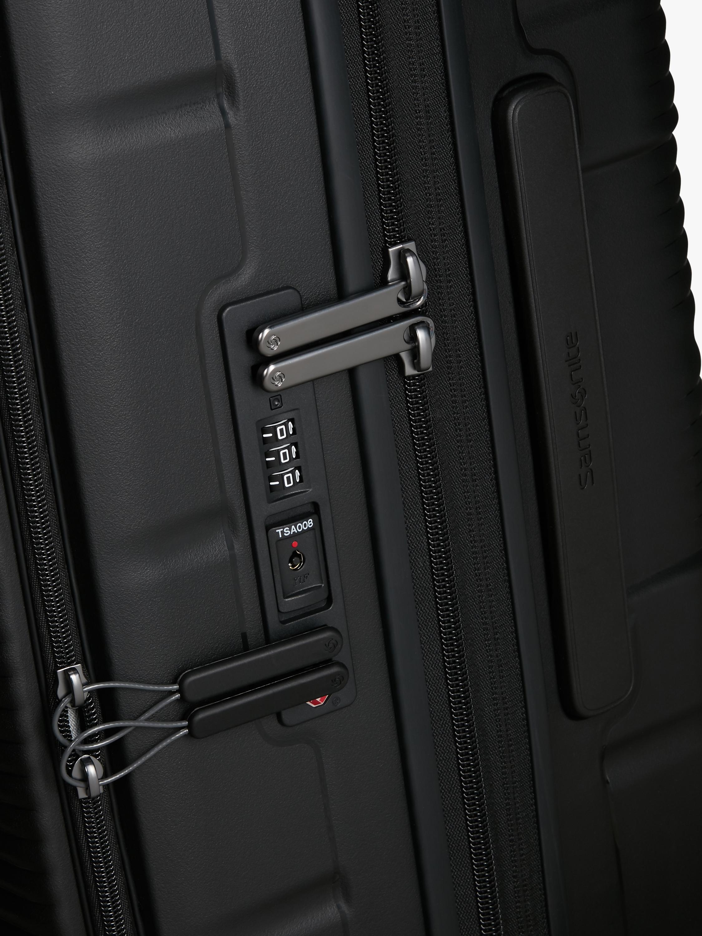 Samsonite Paralux 67cm medium suitcase (British brand)
