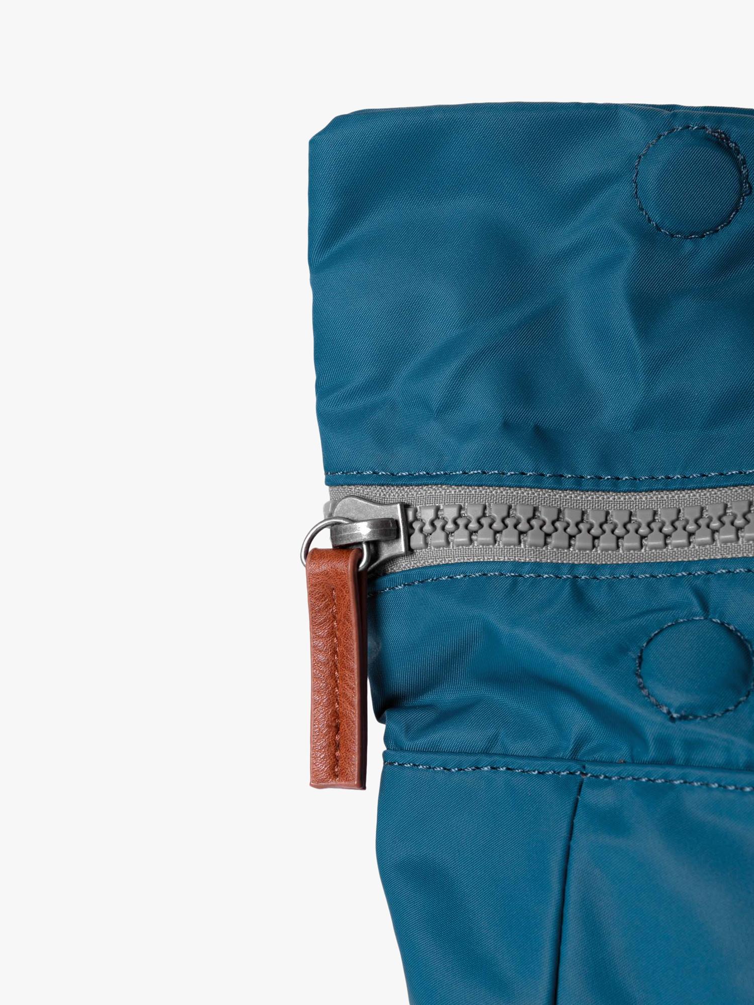 ROKA London backpack Canfield Medium 15L, imported from the UK