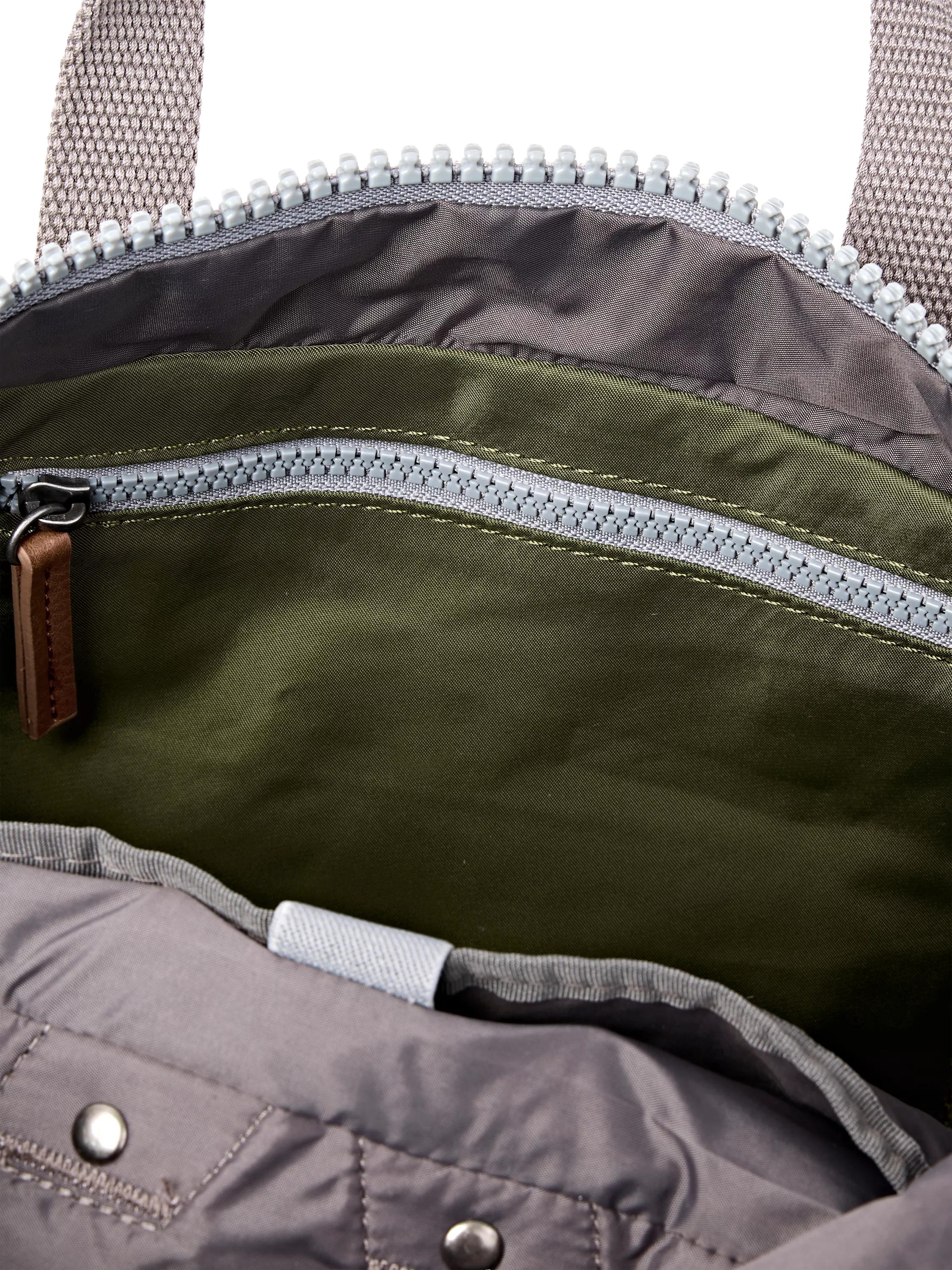 ROKA London Canfield medium backpack 15L green, UK version