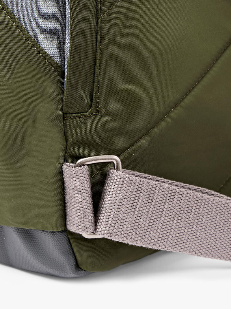 ROKA London Canfield medium backpack 15L green, UK version