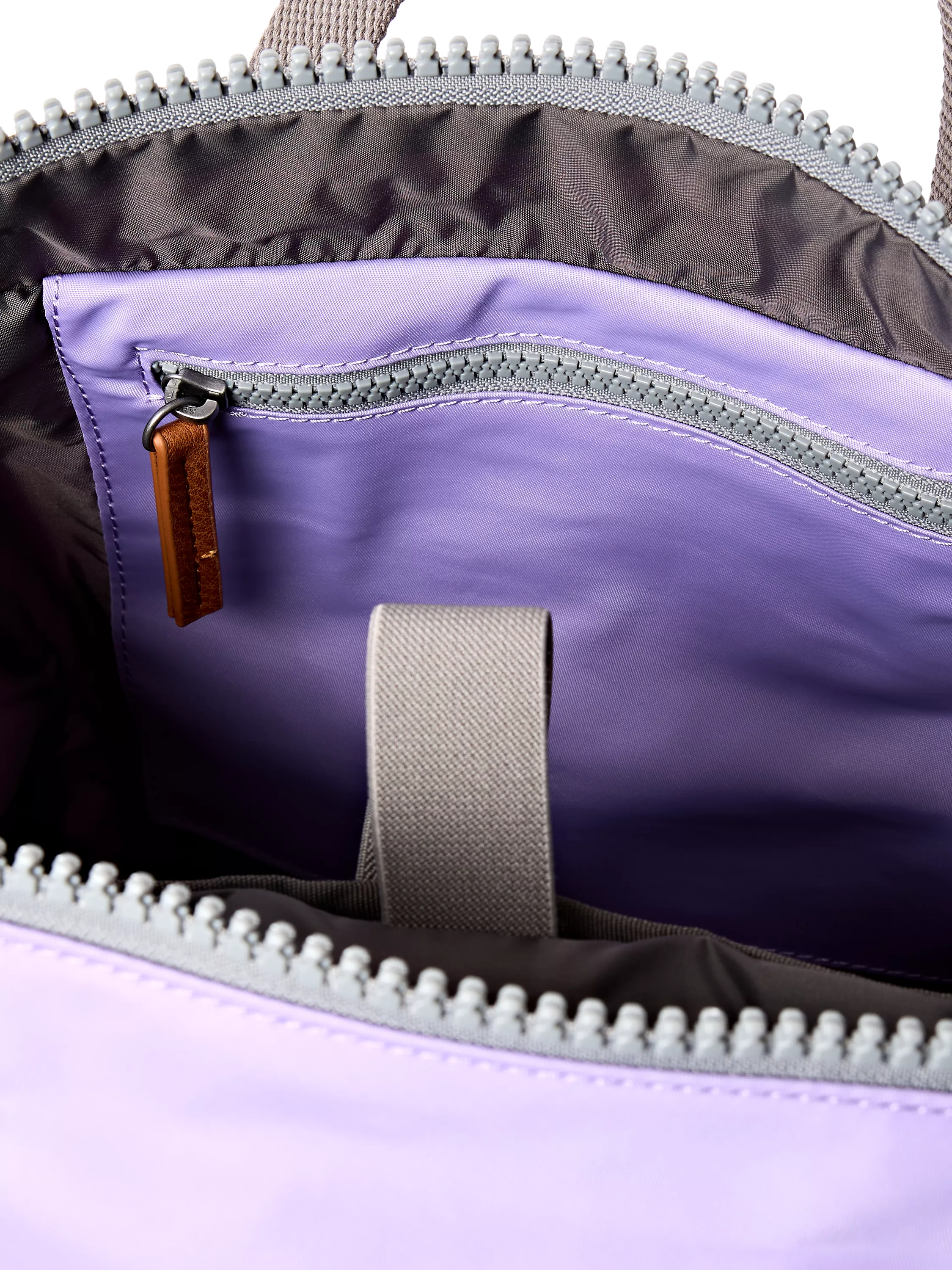 ROKA London Medium Canfield B backpack 15L Thistle Bloom, imported from the UK