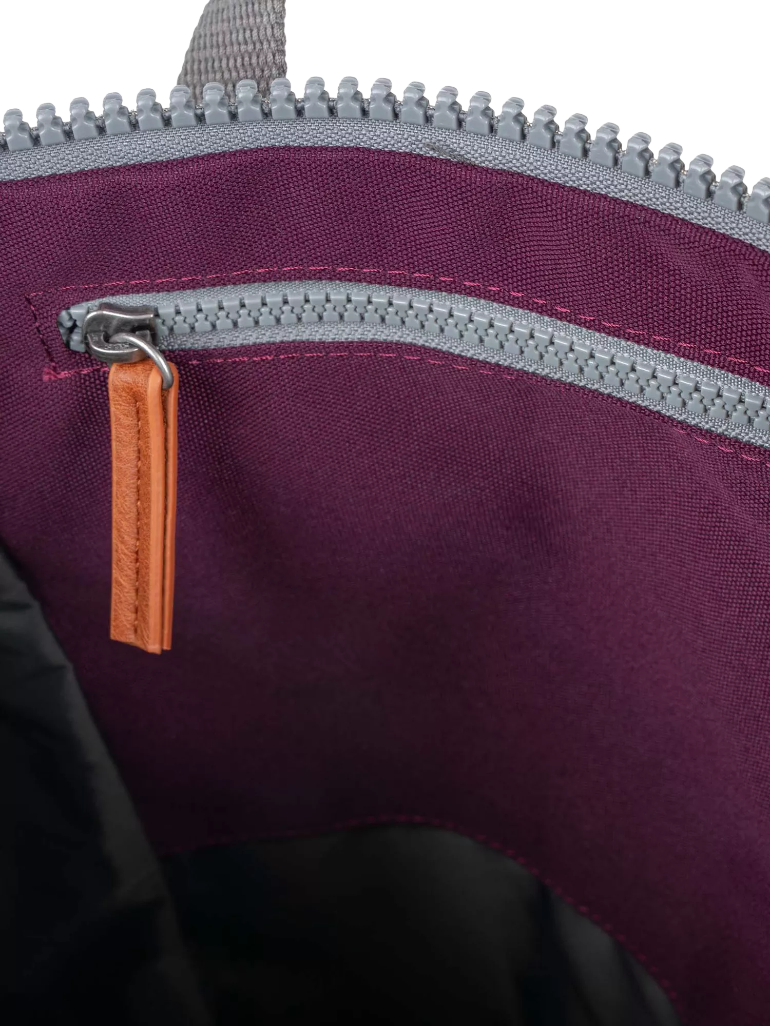 ROKA London Finchley Medium backpack cherry 15L, UK version