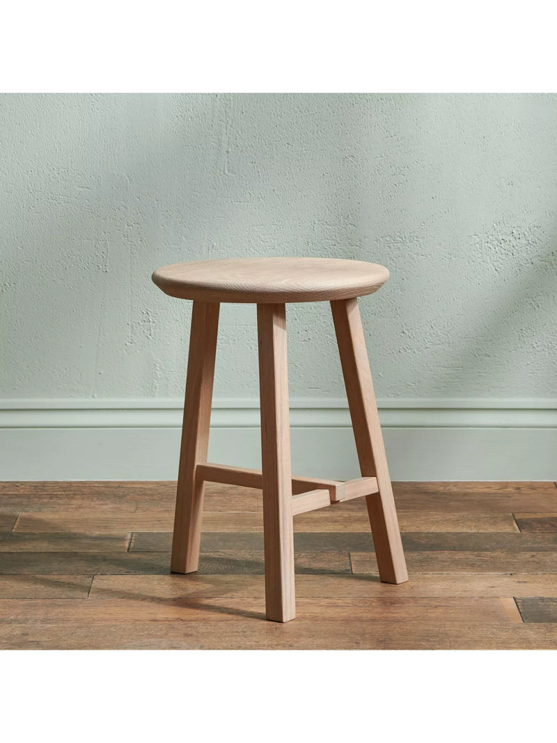 Neptune Northwich round stool natural oak, UK version