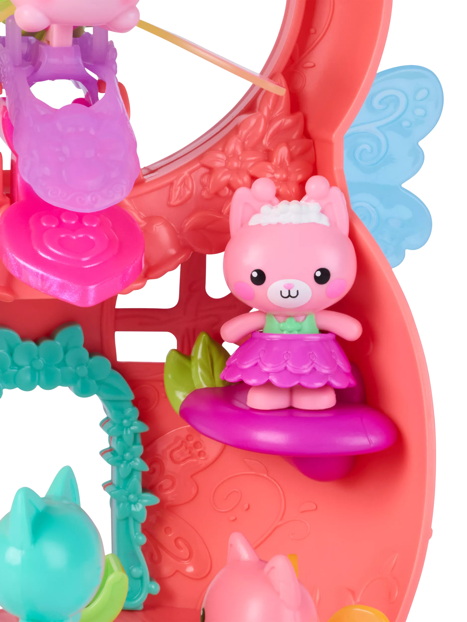 Gabby's Dollhouse Kitty Fairy Flutter-riffic playset 20.3cm, imported from the UK