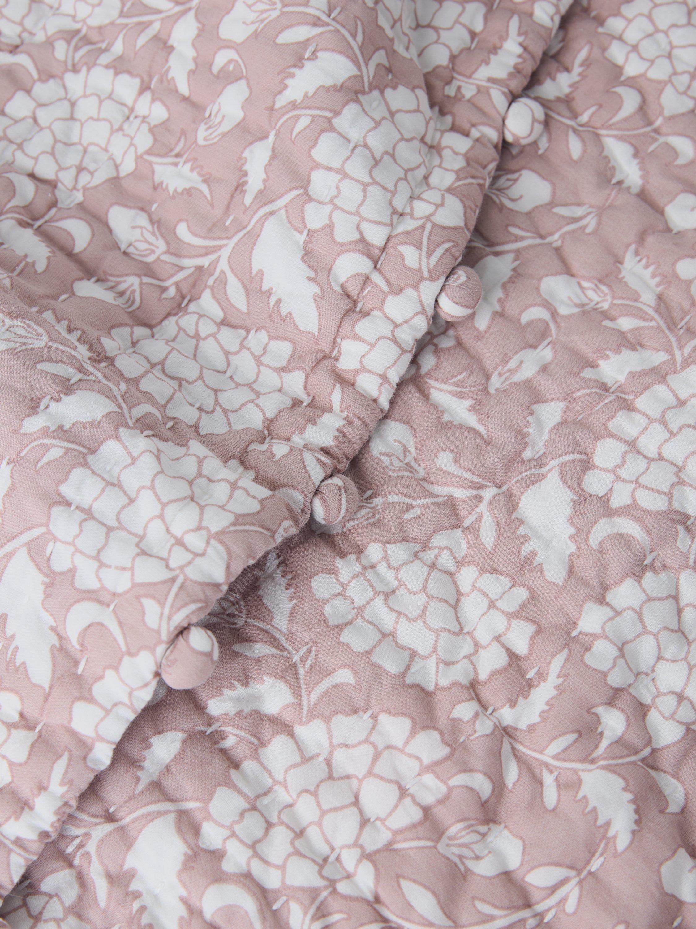 John Lewis Halley quilted bedspread pink 220 x 220 cm - British product