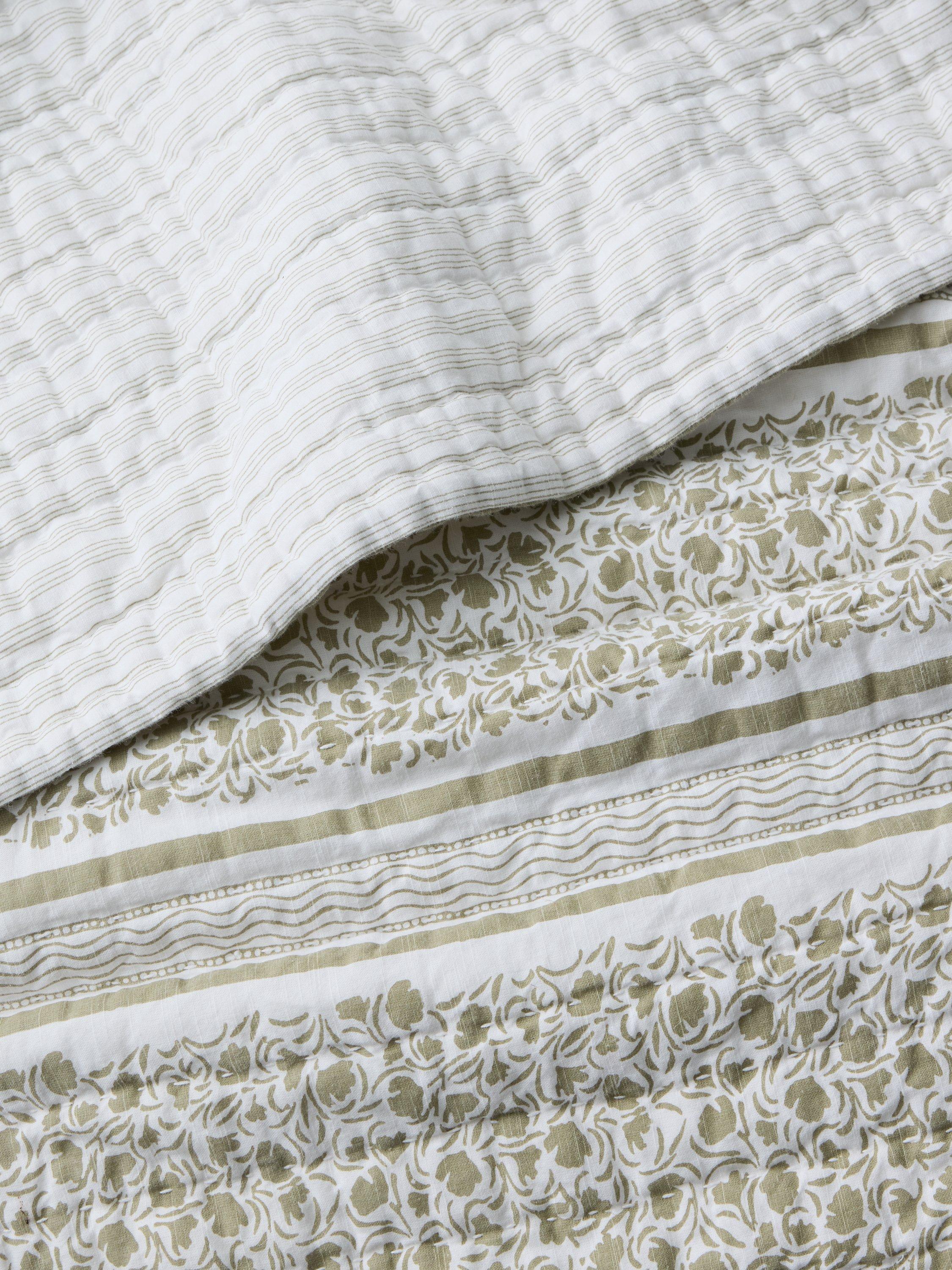 John Lewis quilted bedspread green king size, UK version