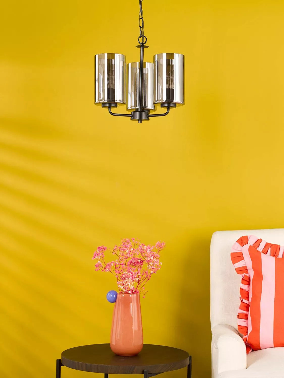 Där Daylin three-arm pendant light black, imported from the UK