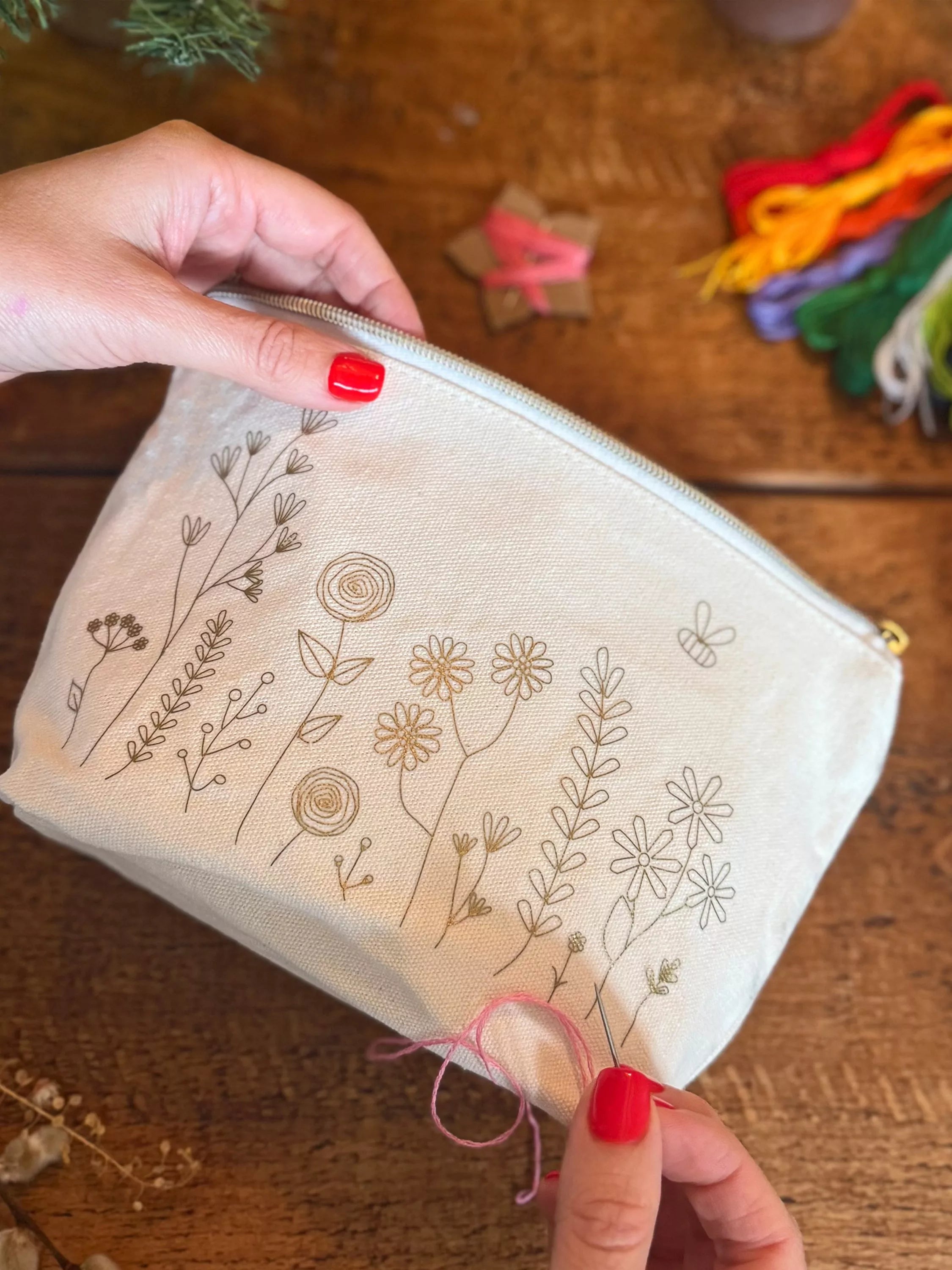 Chasing Threads Flowers Zipped Pouch embroidery kit, UK version