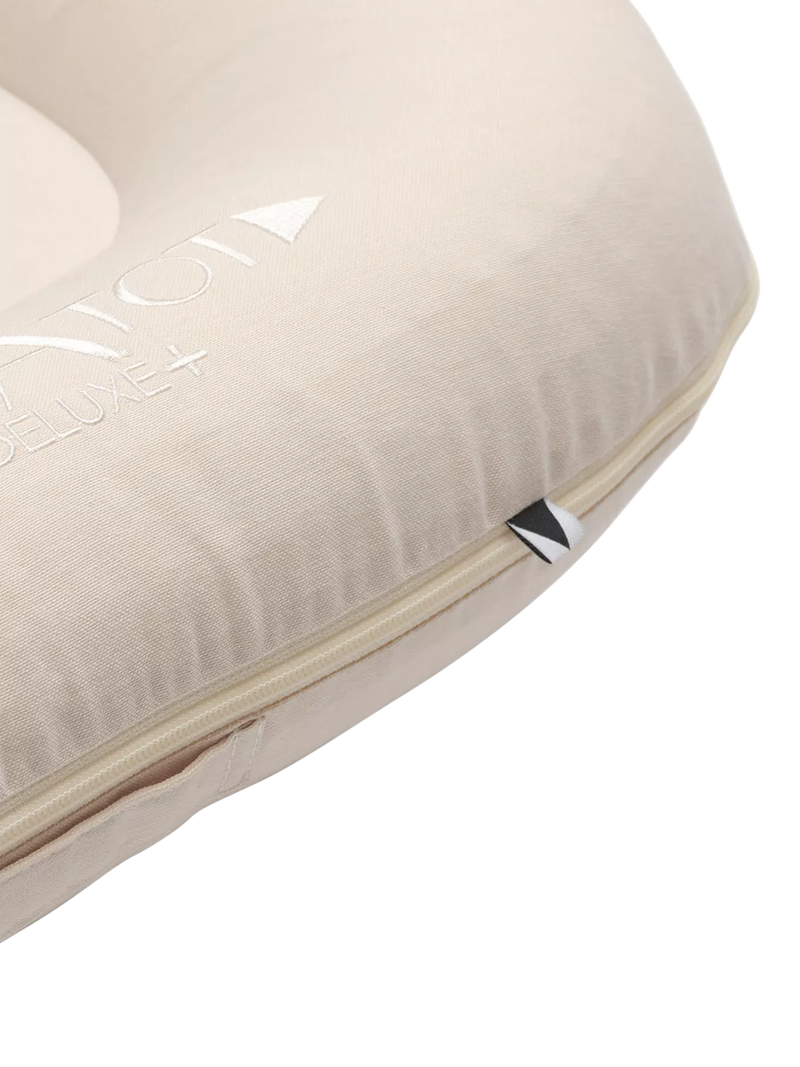 DockATot Deluxe+ baby pod natural (British brand)