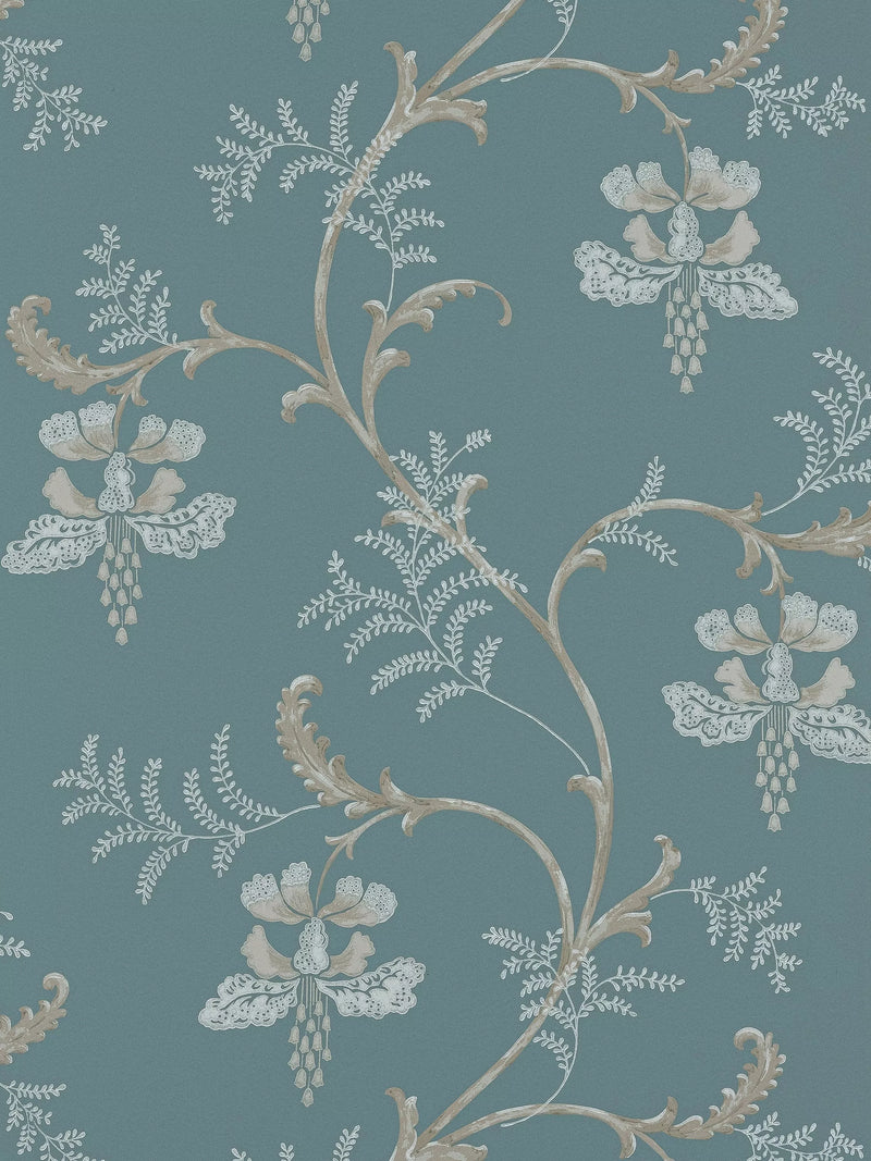 Colefax and Fowler Bellflower Standard Wallpaper 52cm x 10m