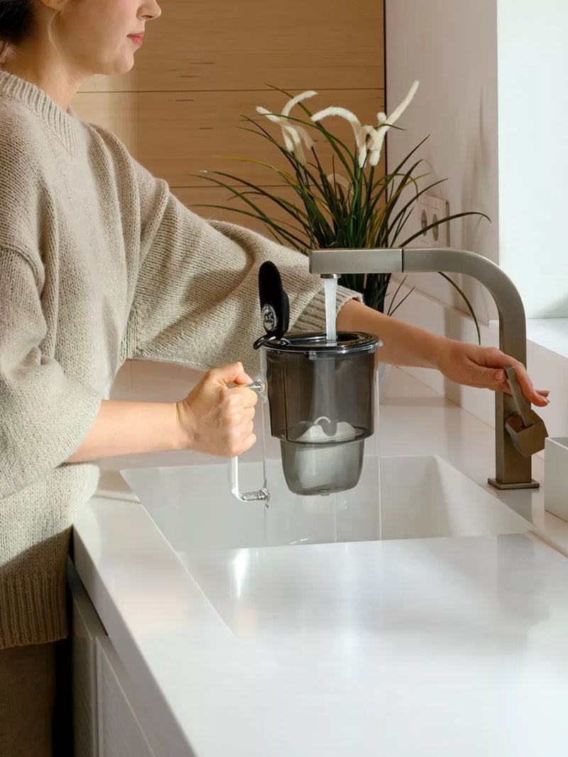Aquaphor glass water filter jug black 2.5L, imported from the UK