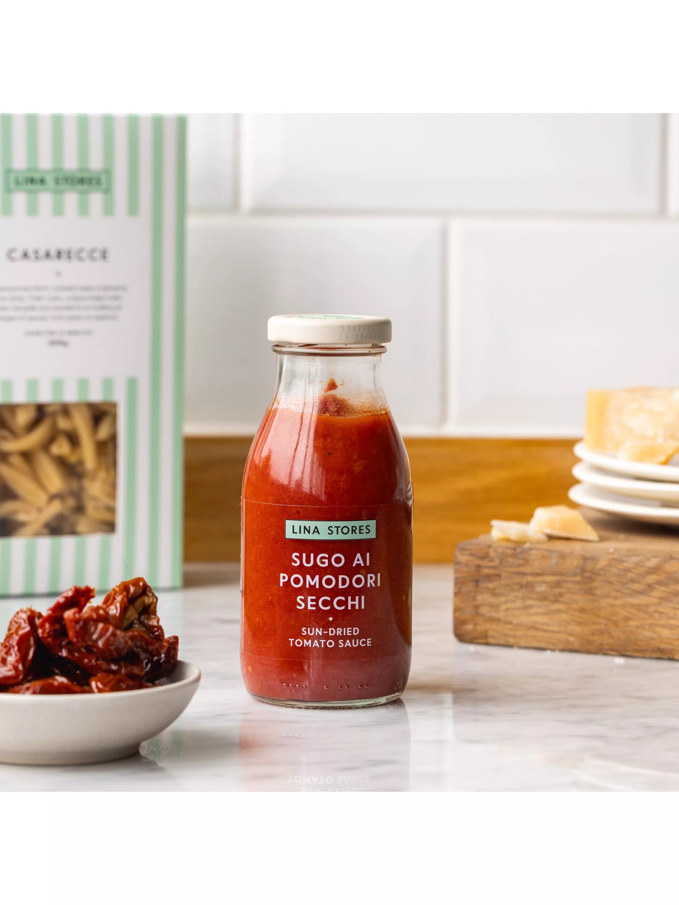 Lina Stores sun dried tomato sauce 250g (British brand)