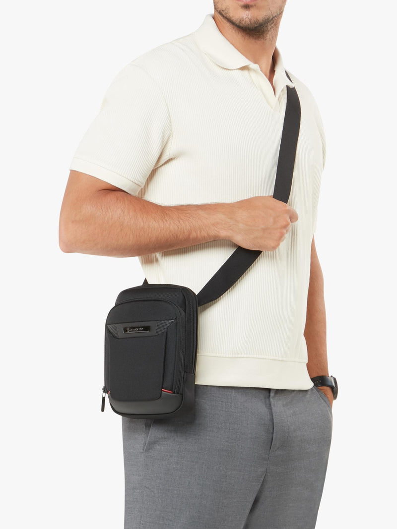 Samsonite PRO-DLX 6 crossbody bag 2L black - British product