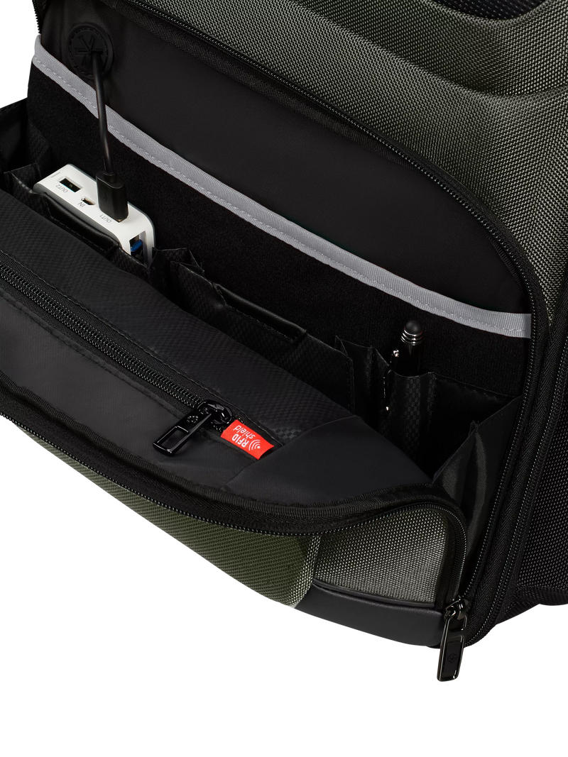 Samsonite PRO-DLX 6 Backpack Green 26.5L, UK version