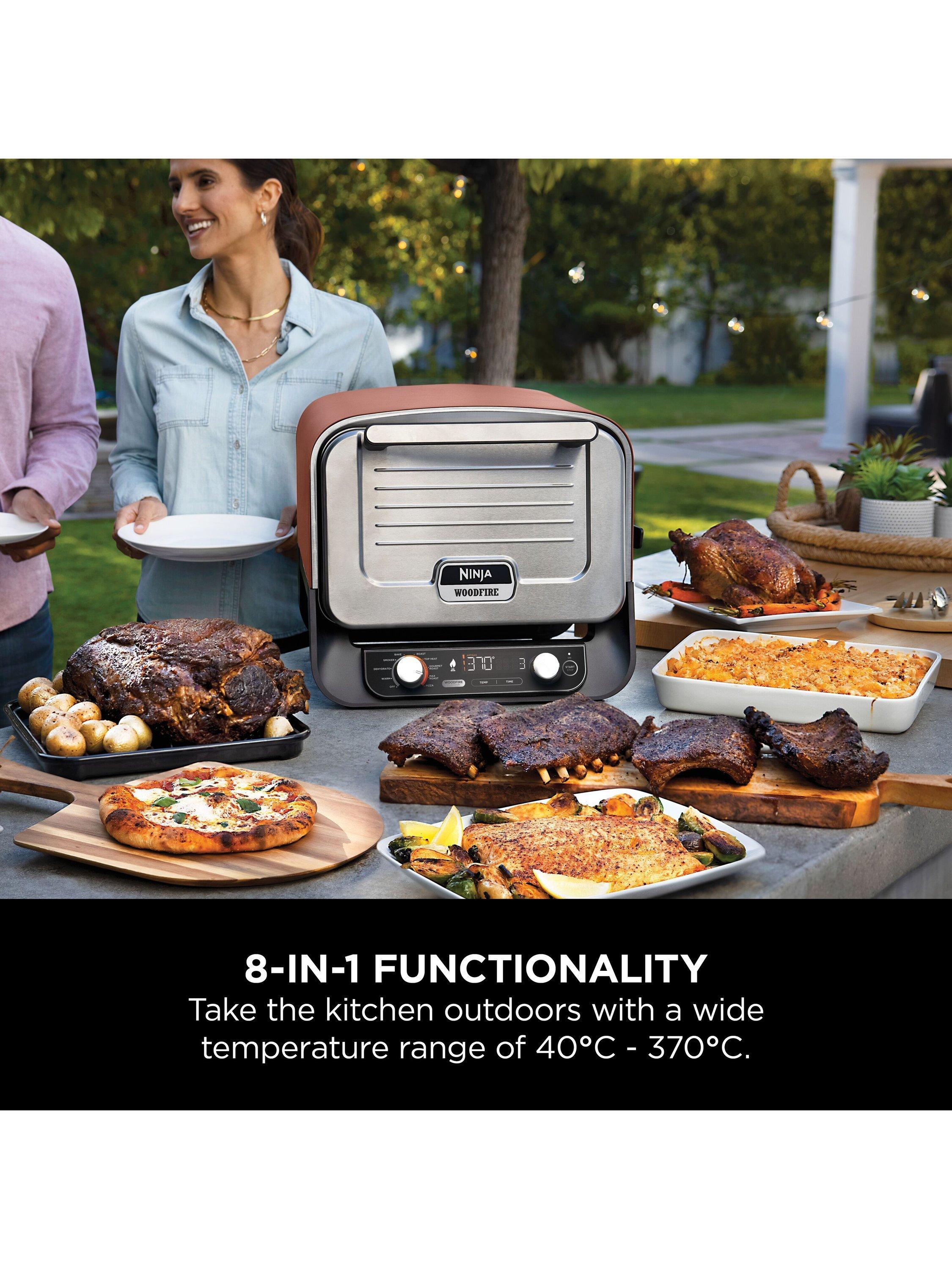 Ninja Woodfire outdoor oven 8-in-1 with cover (British brand)