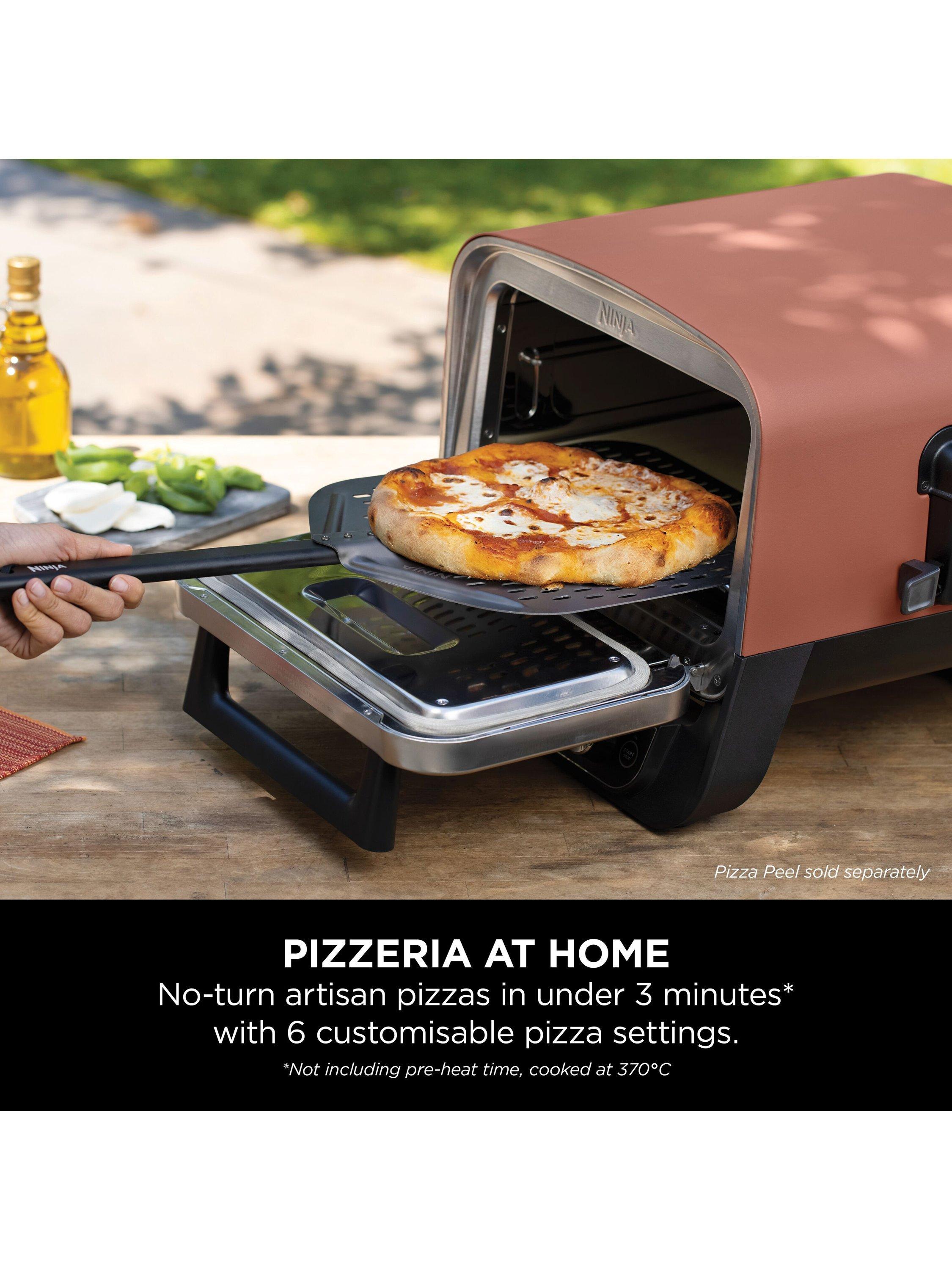 Ninja Woodfire outdoor oven 8-in-1 with cover (British brand)