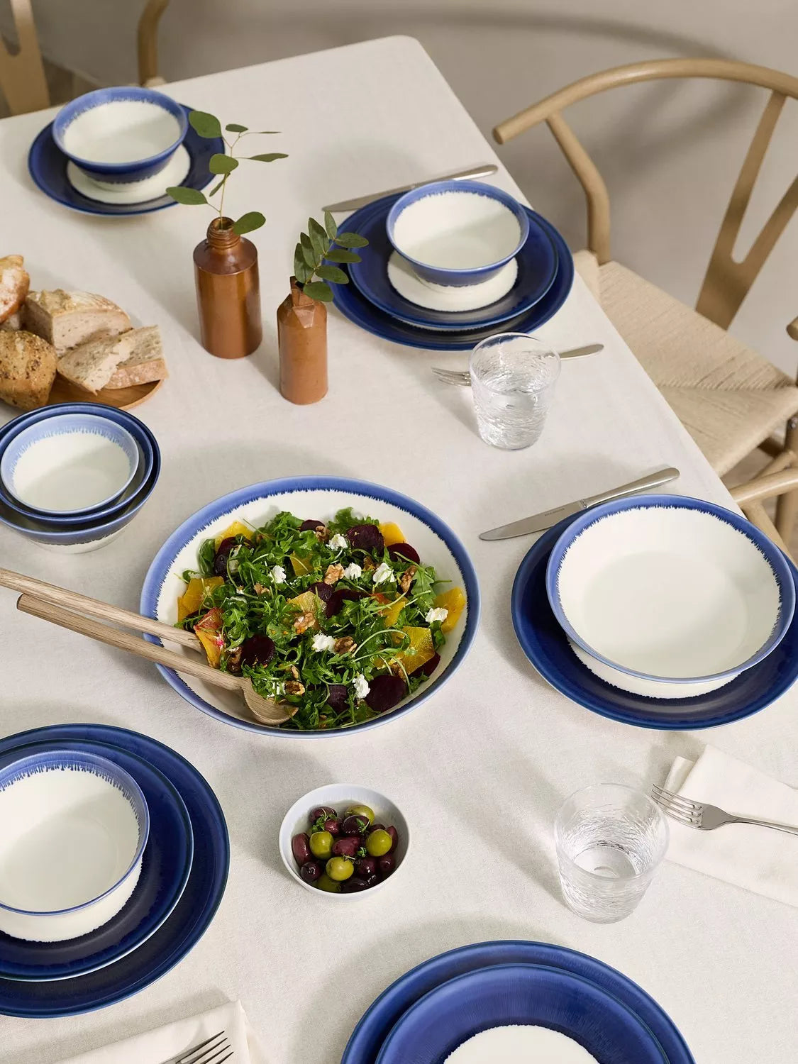 Royal Doulton Pacific Glaze dinnerware set 16 piece (British brand)