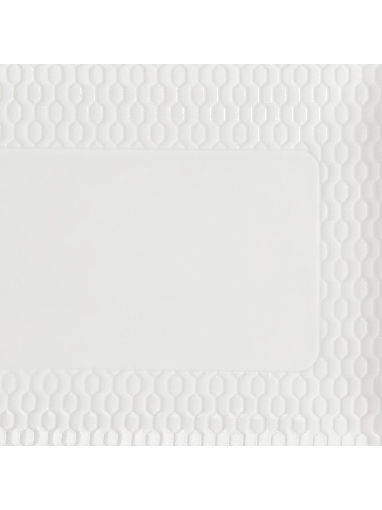 Wedgwood Gio rectangular bone china tray 21cm white, UK version