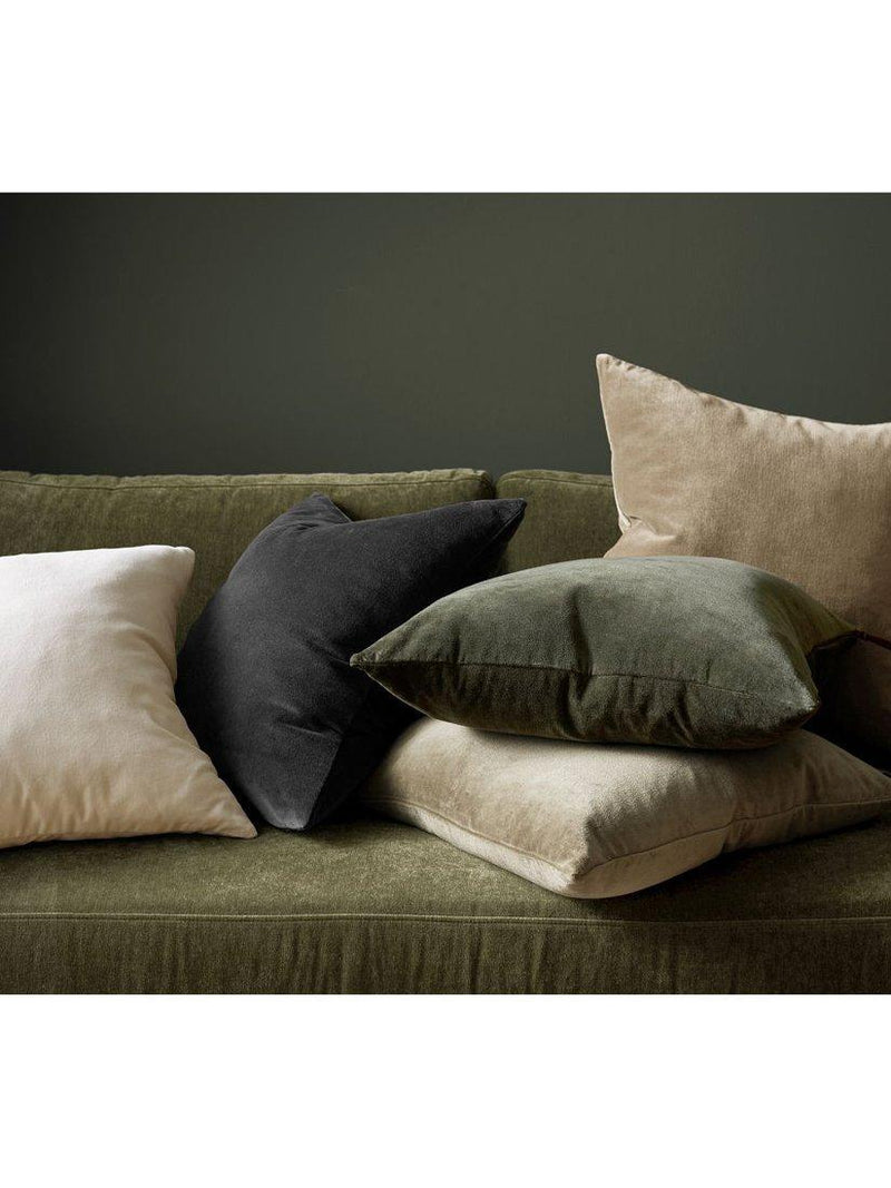 Pottery Barn Everyone Everywhere cushion cover 51x51cm - British product