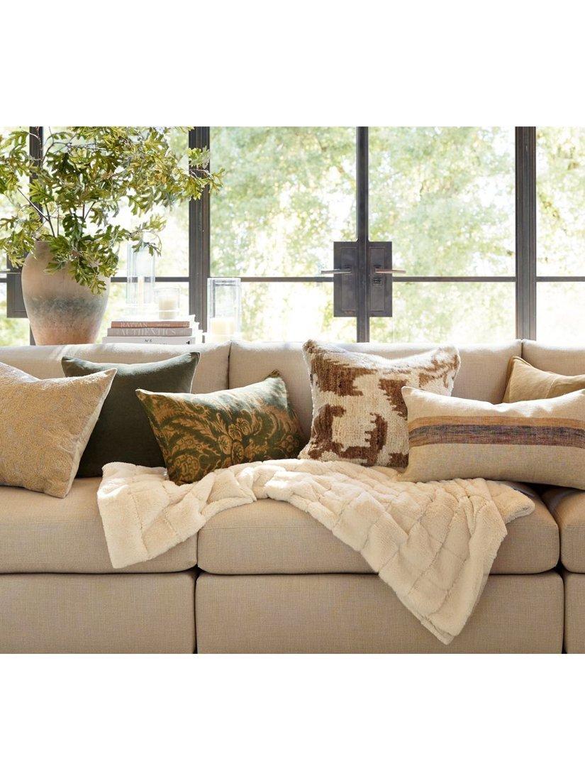 Pottery Barn Everyone Everywhere cushion cover 51x51cm - British product