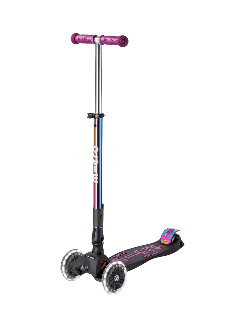 Micro Scooters Maxi Micro foldable LED scooter (British brand)