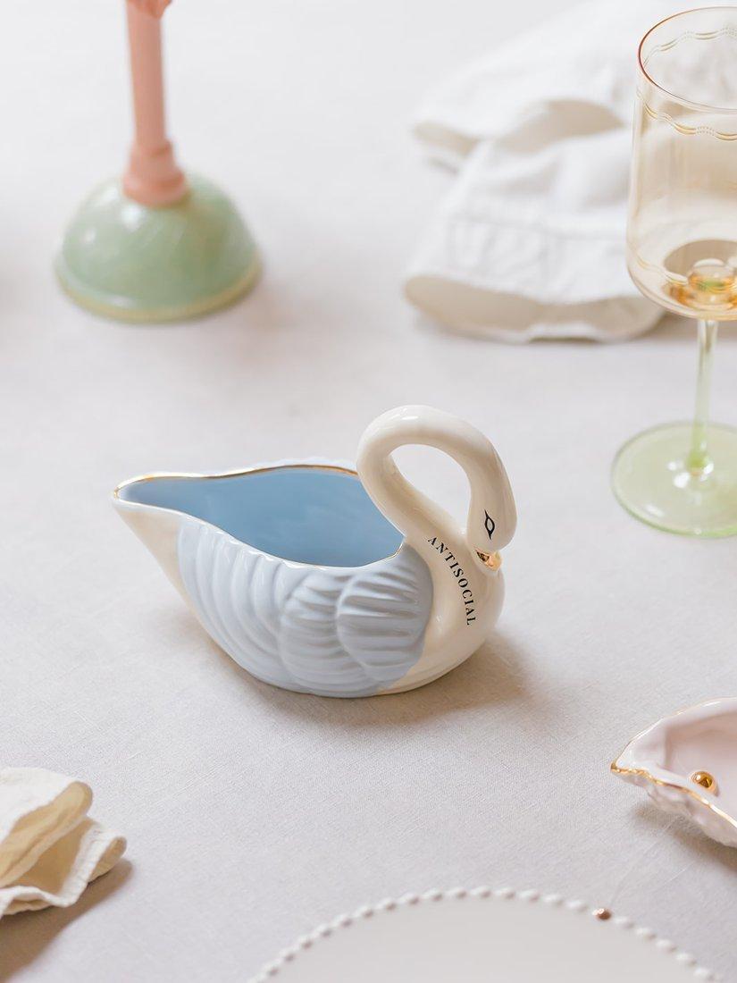 Yvonne Ellen swan stoneware sauceboat 250ml, UK version