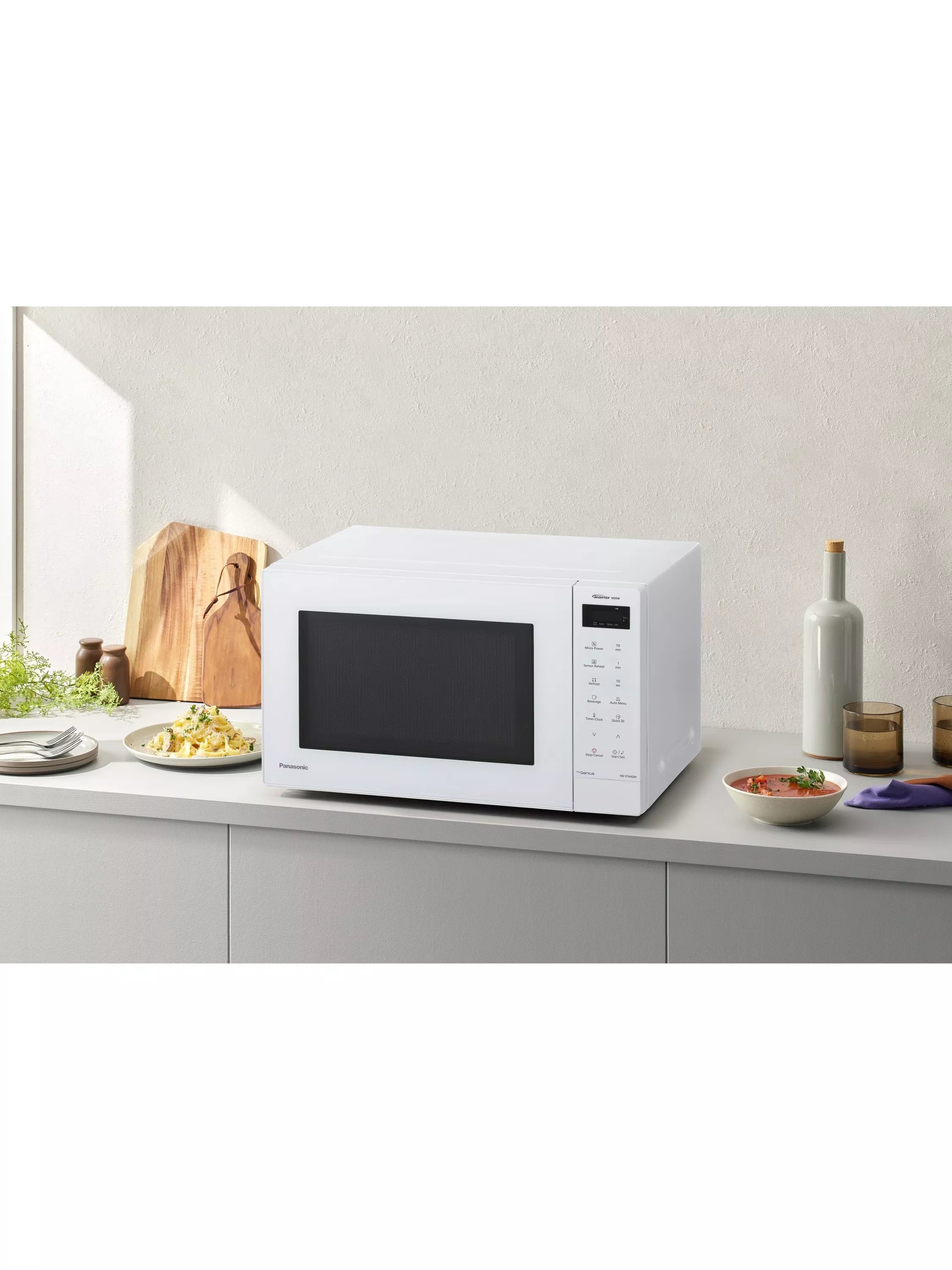 Panasonic white freestanding microwave 32L (British brand)
