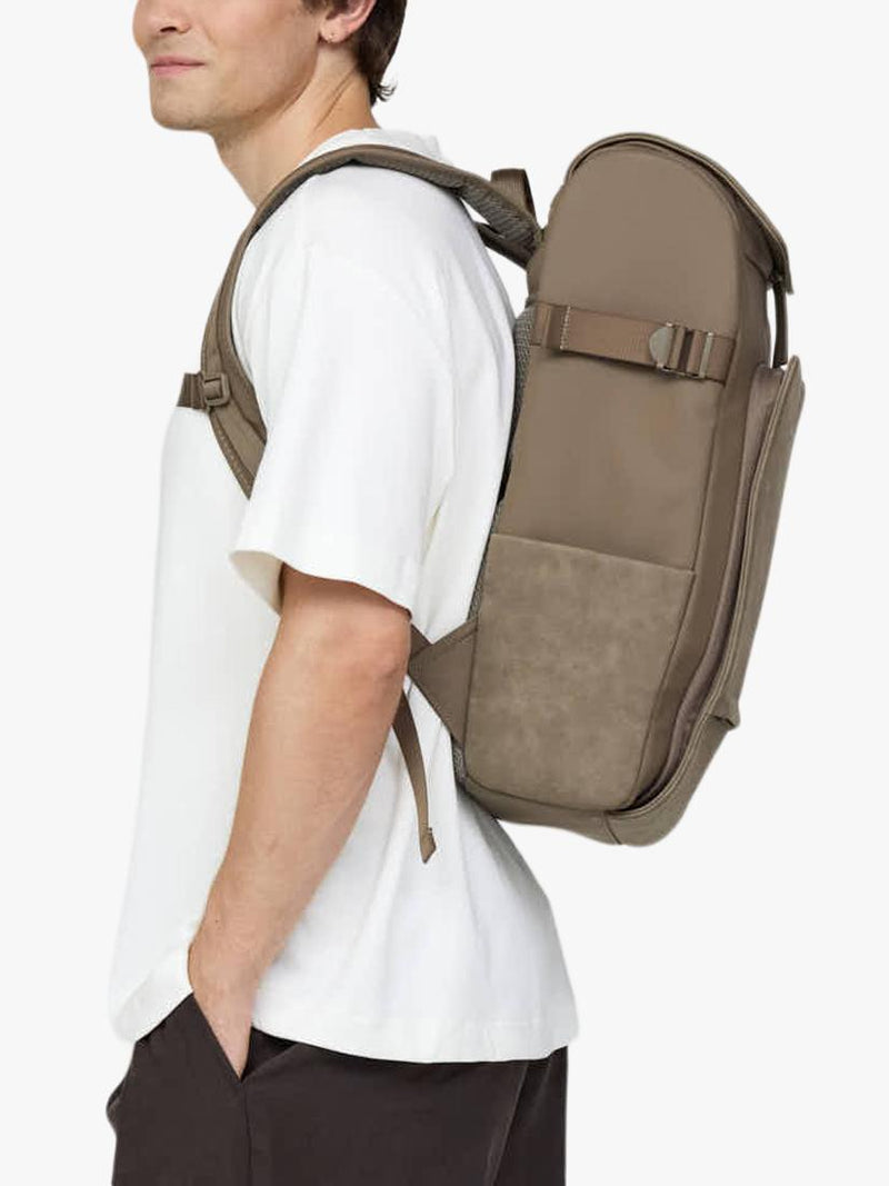 Kapten & Son Bali backpack 25L Walnut - British product