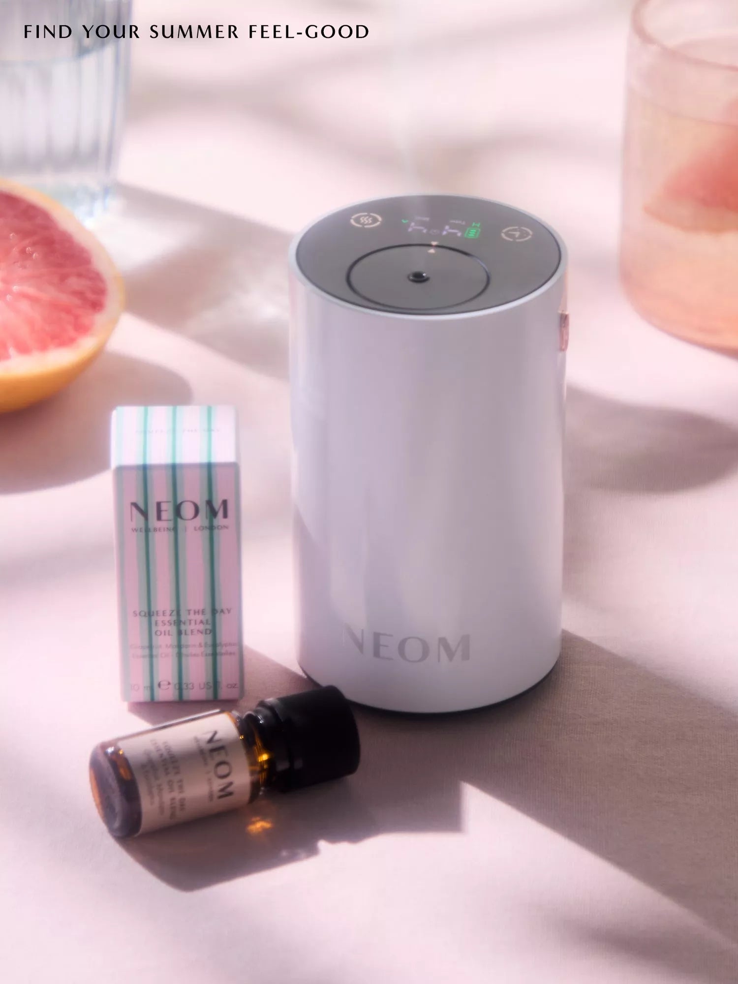NEOM Wellbeing London Squeeze The Day essential oil blend 10ml, UK version