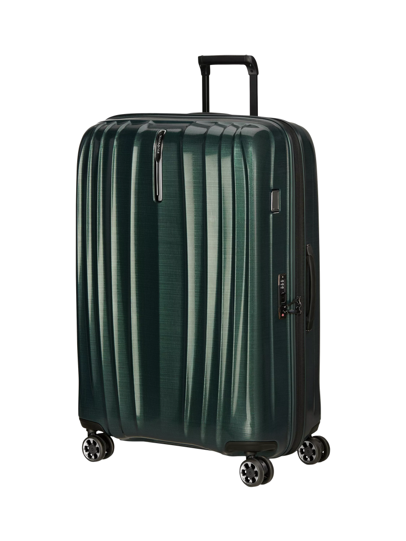 Samsonite Nexis expandable hard-sided suitcase 82L (British brand)