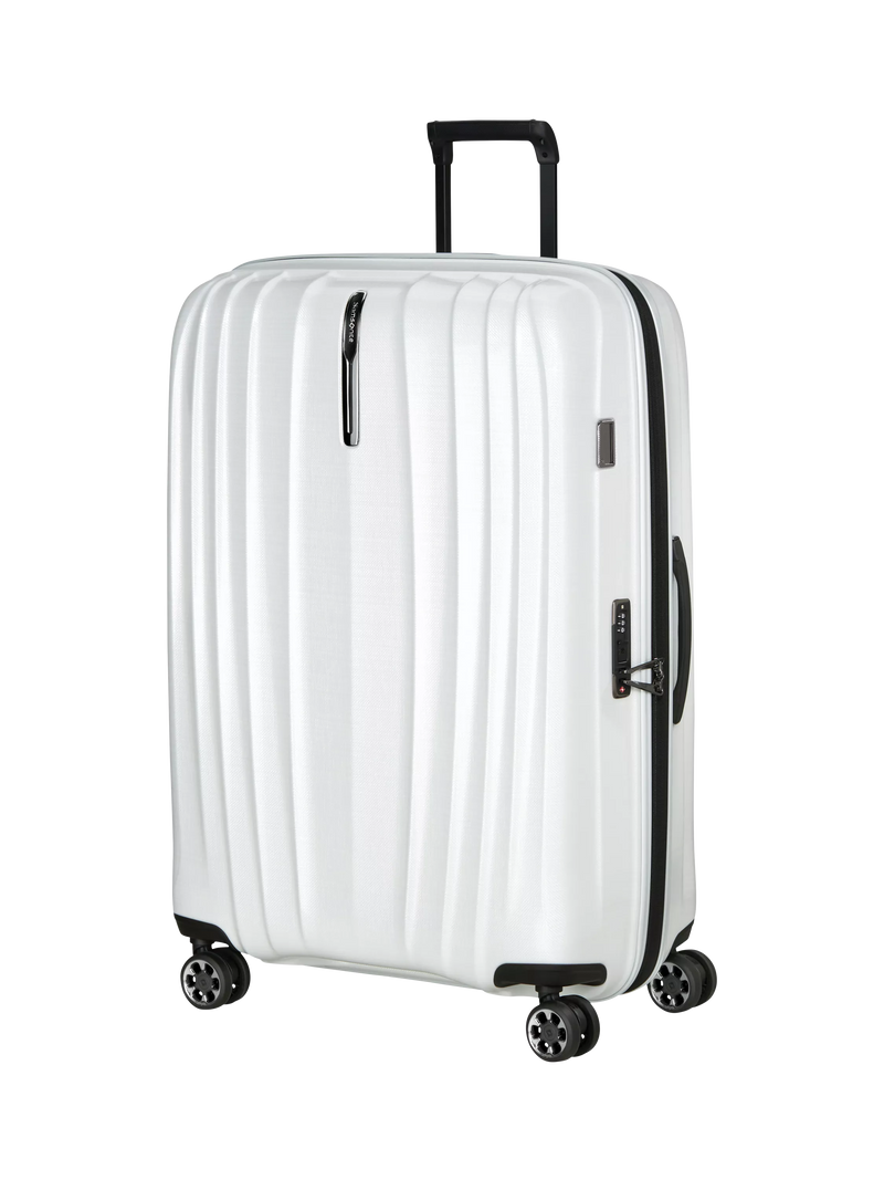 Samsonite Nexis Expandable Double Wheel Spinner Suitcase 82cm
