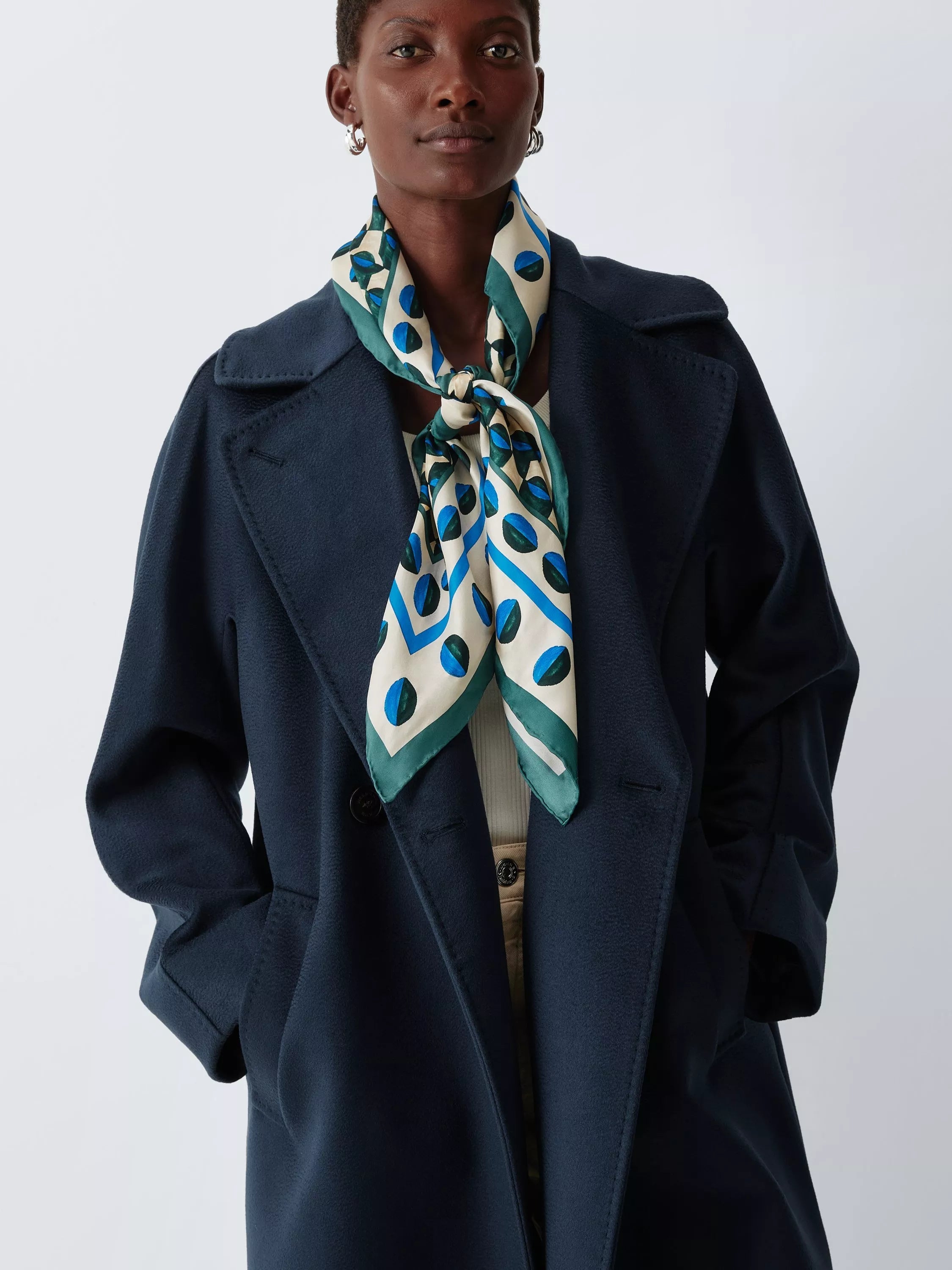 Weekend MaxMara printed silk scarf dark green 90x90 cm - British product