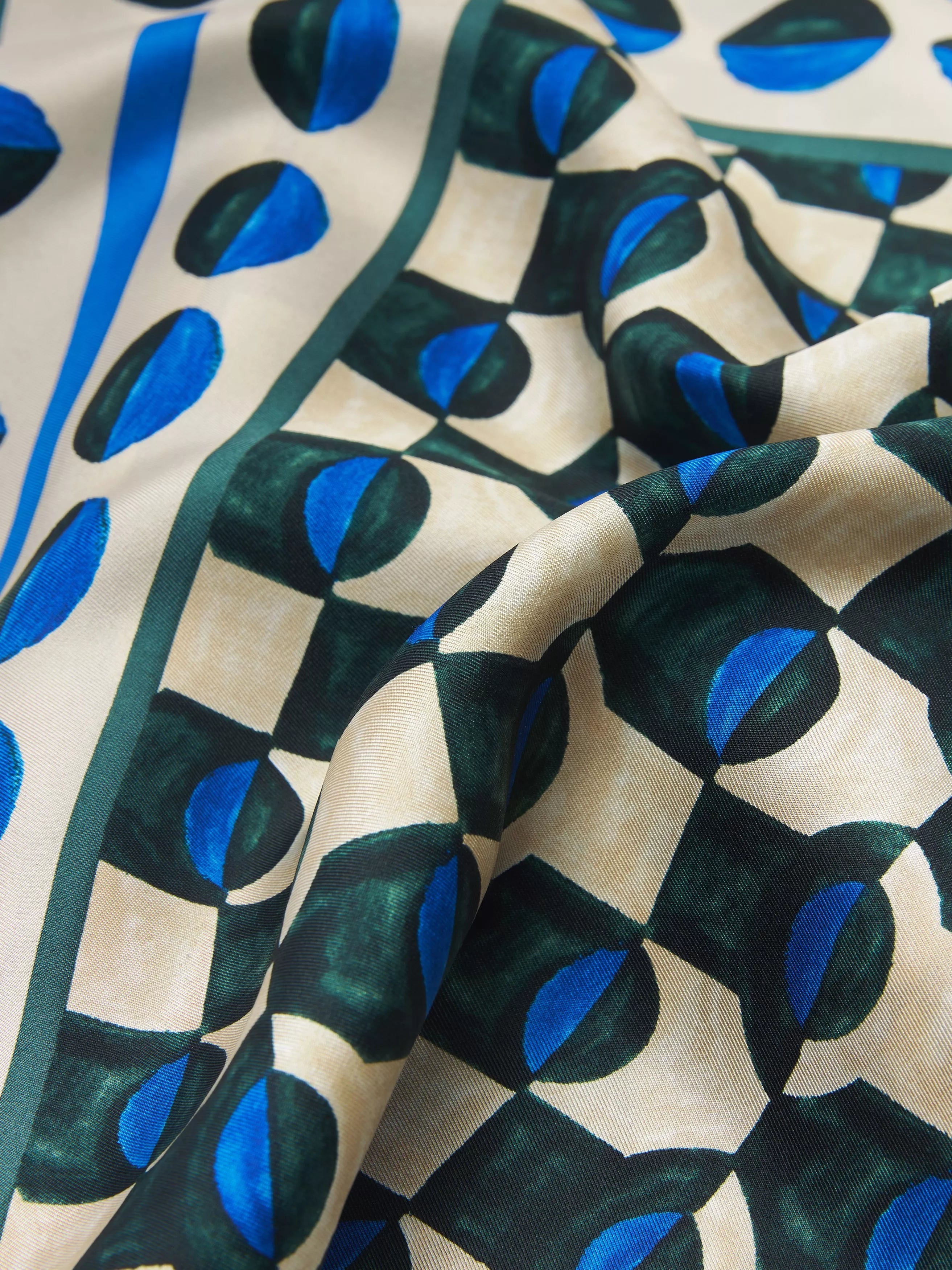 Weekend MaxMara printed silk scarf dark green 90x90 cm - British product