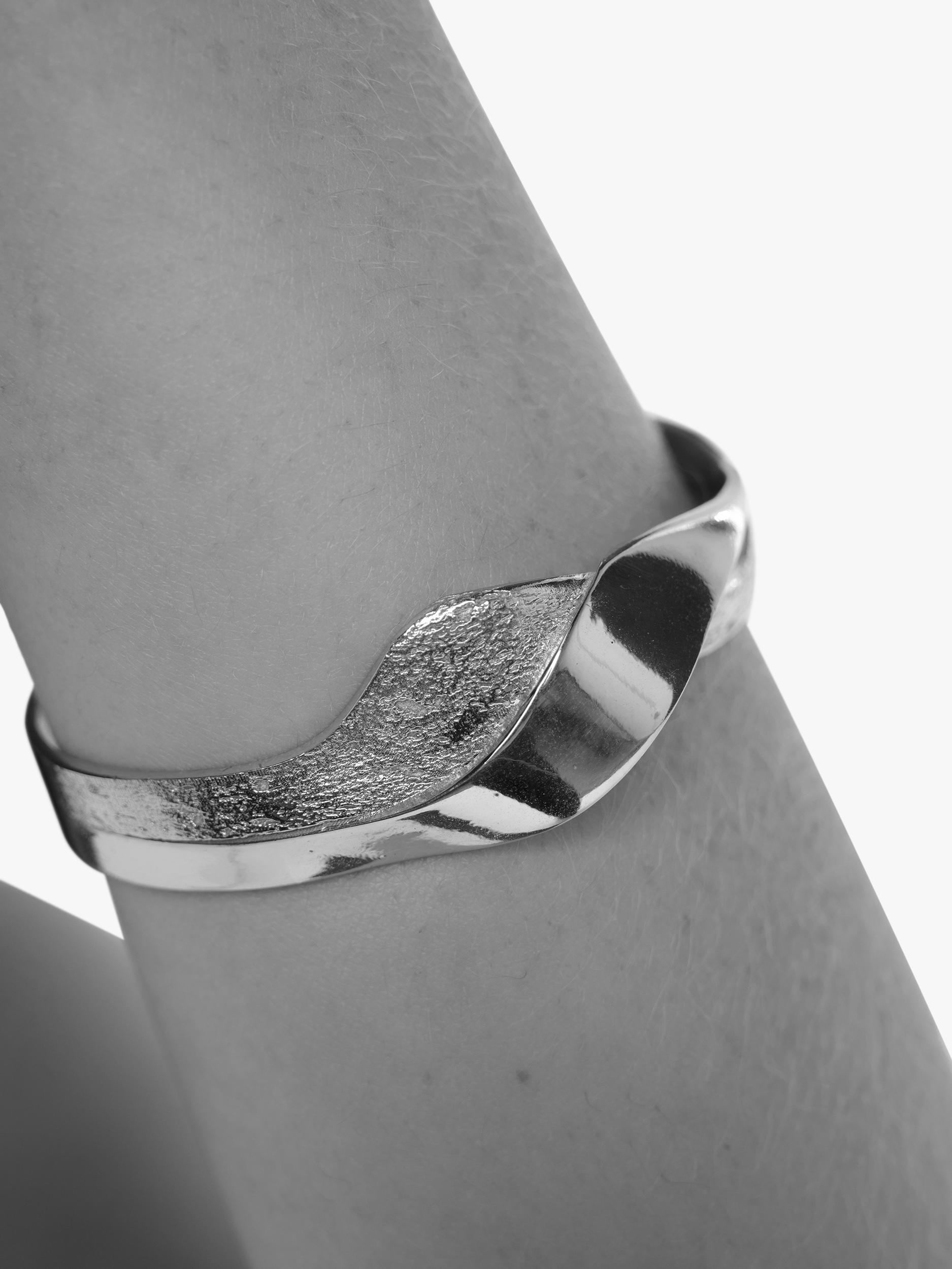 TUTTI silver wave bangle recycled metal - British product