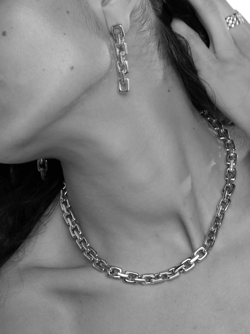 TUTTI chunky square link chain necklace 45cm (British brand)
