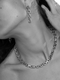 TUTTI chunky square link chain necklace 45cm (British brand)