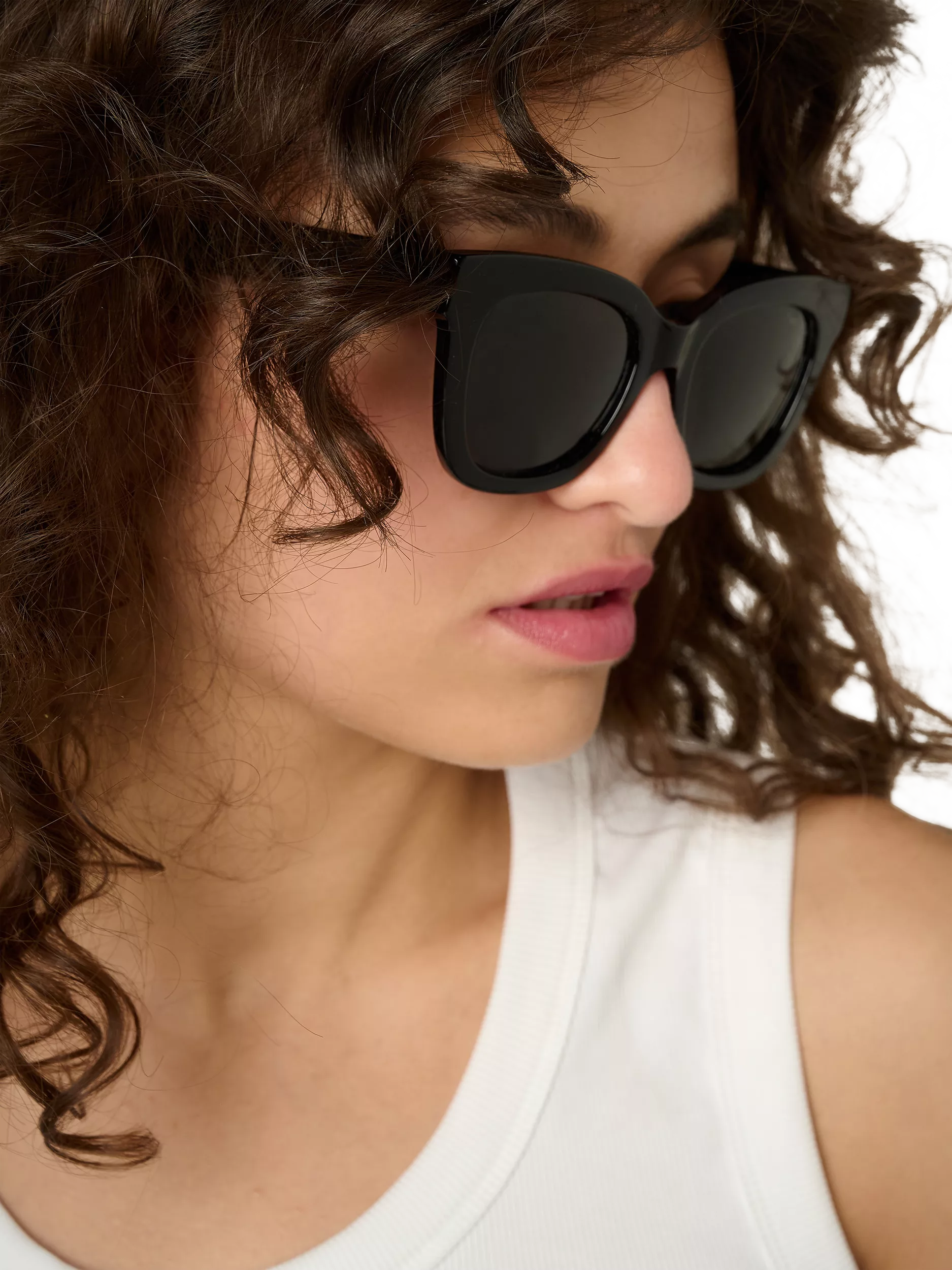 TUTTI cat eye sunglasses black (British brand)