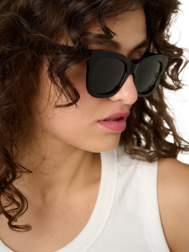 TUTTI cat eye sunglasses black (British brand)
