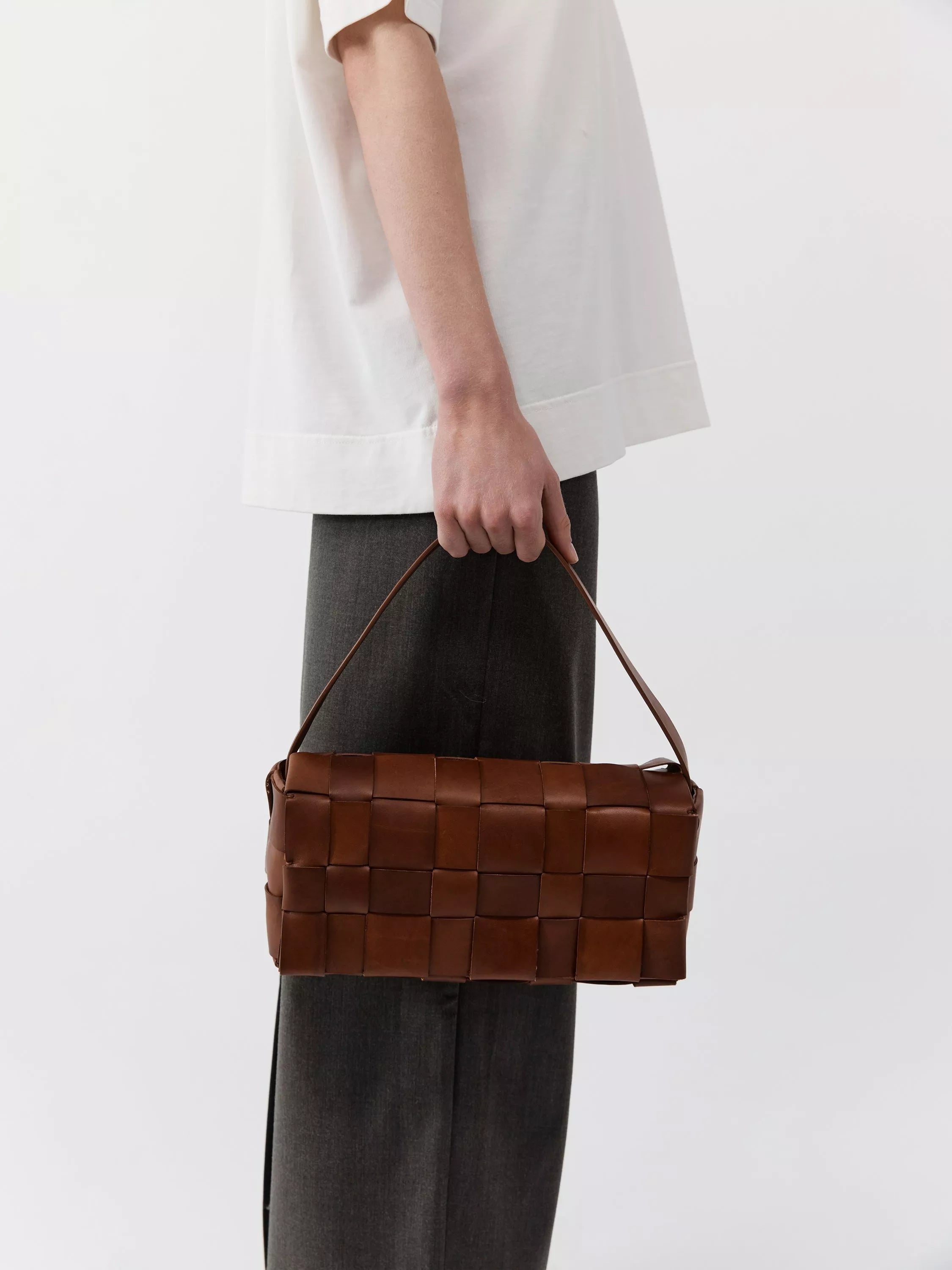 St. Agni Woven Envelope Slim Leather Tote Bag chestnut (British brand)